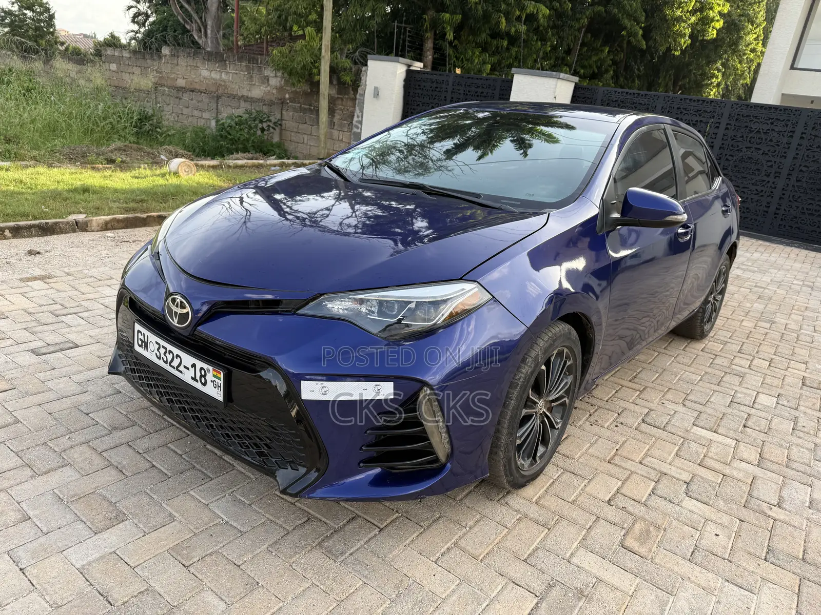 Toyota Corolla 2016 Blue