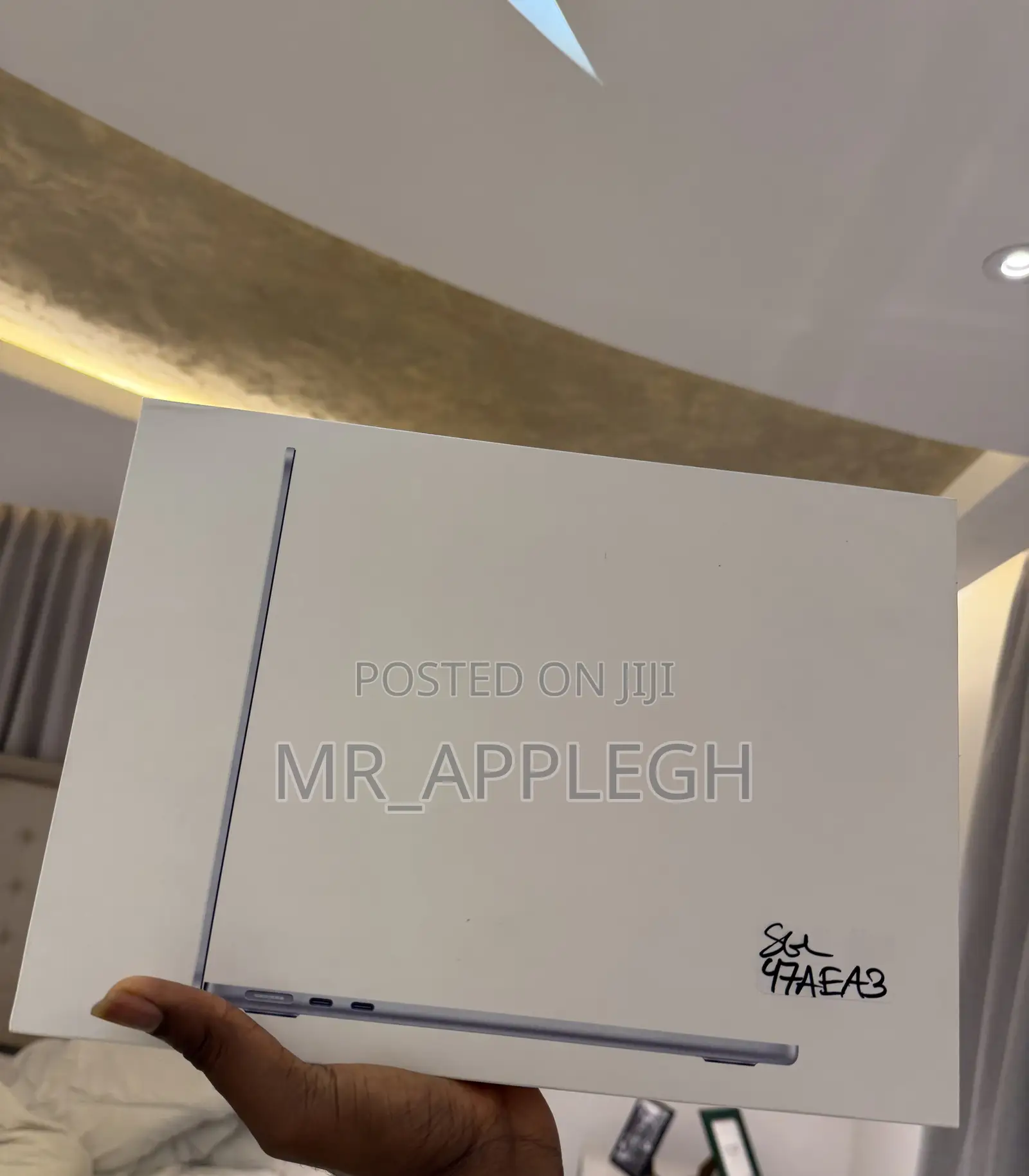 New Laptop Apple MacBook Air 2026 M5 13-inch 16GB Apple M5 SSD 1T