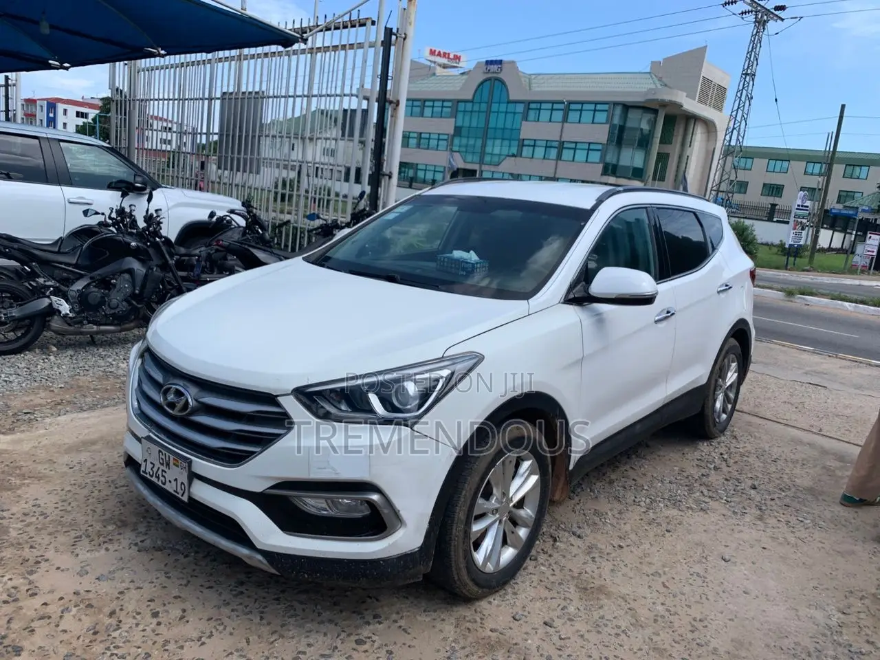 Hyundai Santa Fe SEL 2.4 AWD 2019 White