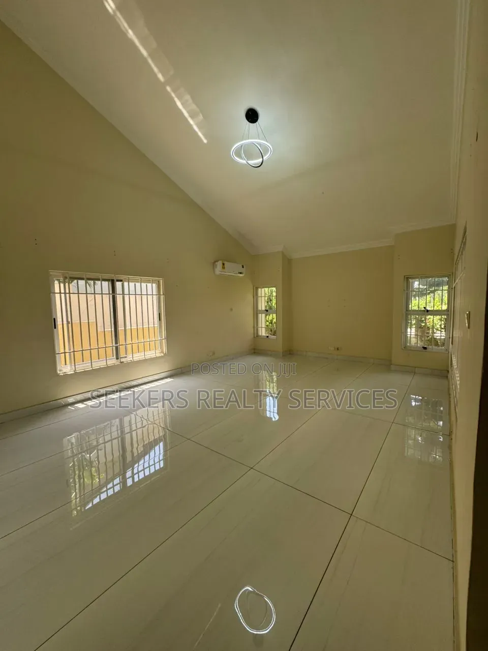 5bdrm Mansion in Seekers Realty, US Embassy Area for rent