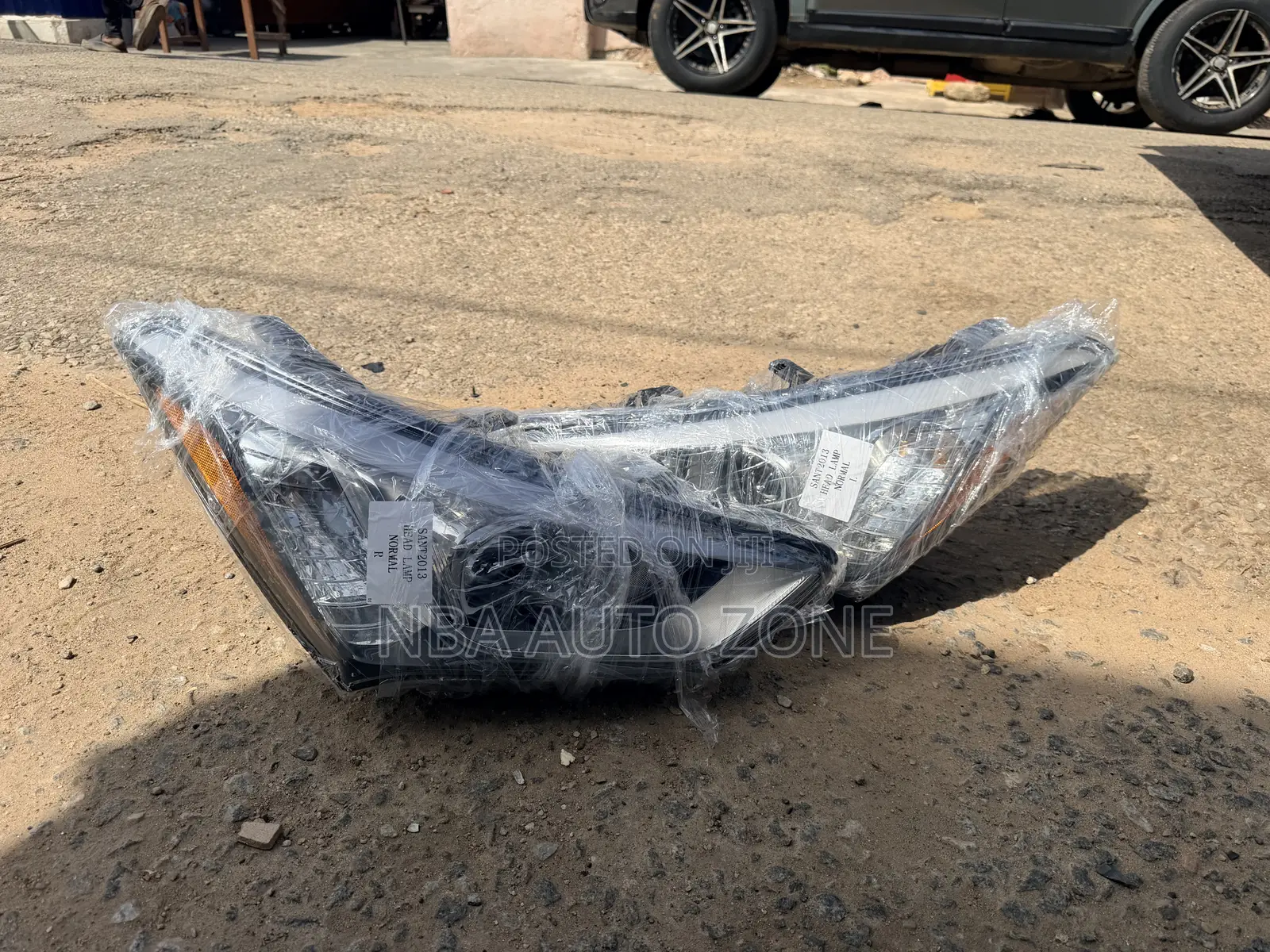 Hyundai Santa Fe 2013-2015 Normal Head Light Pair