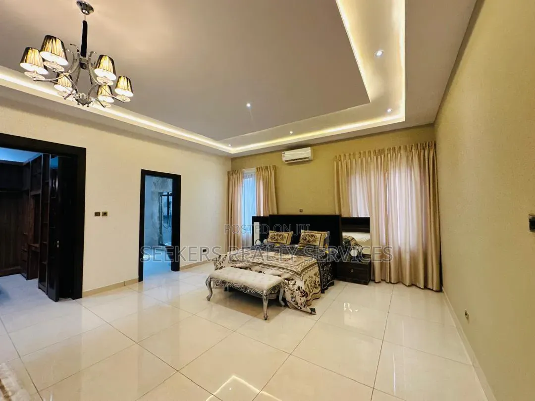 5bdrm House in Seekers Realty, Accra Metropolitan for sale
