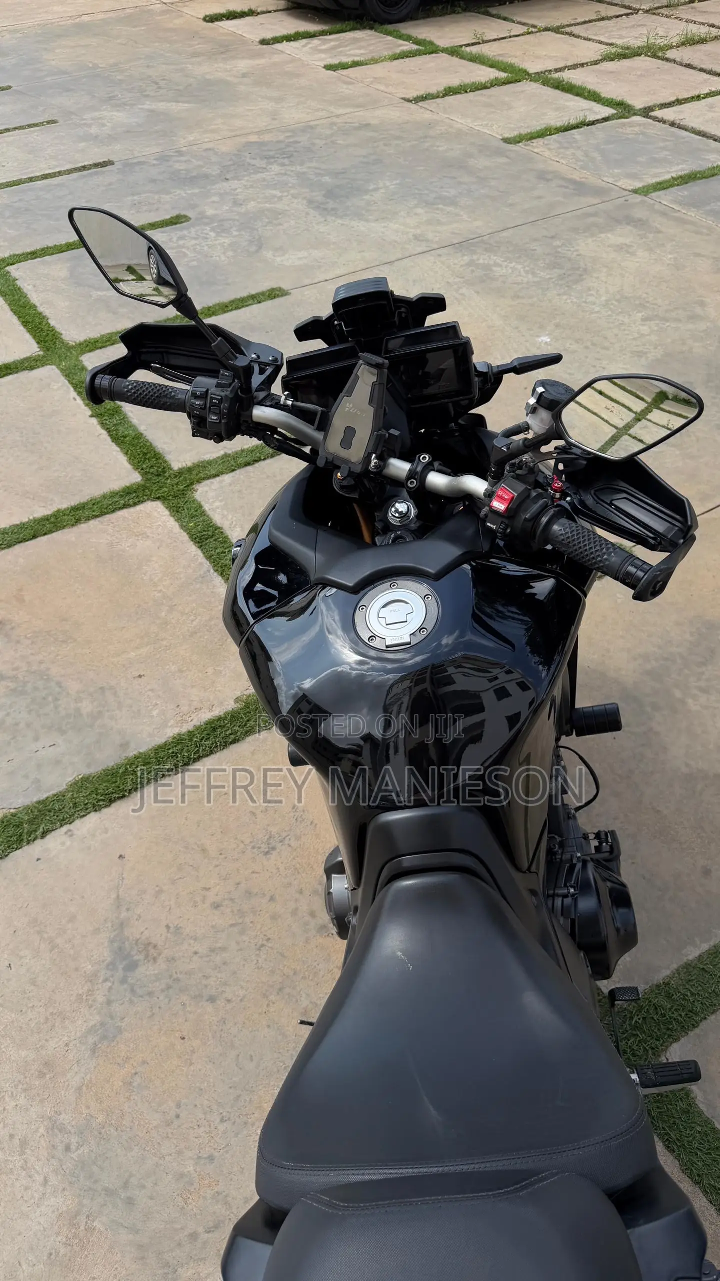 Yamaha 2022 Black