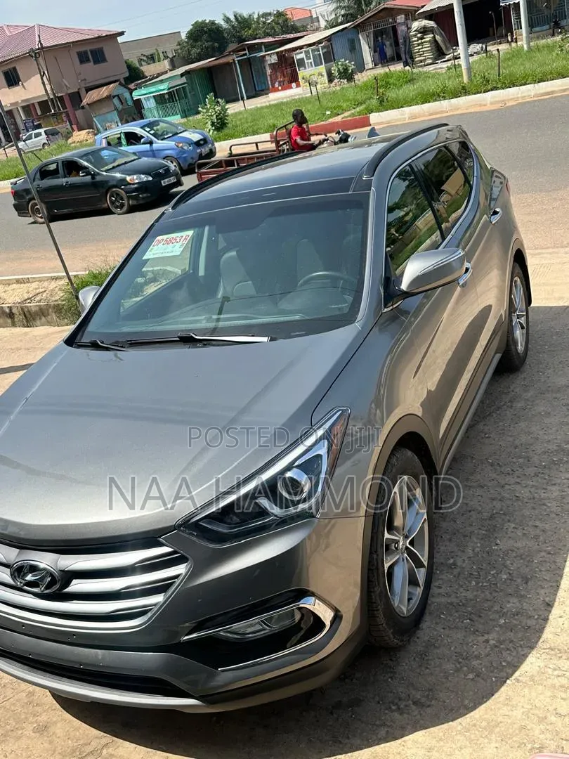 Hyundai Santa Fe Limited Ultimate AWD 2018 Gray