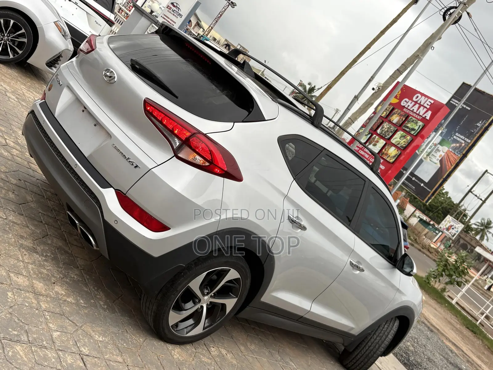 Hyundai Tucson Sport AWD 2016 Silver