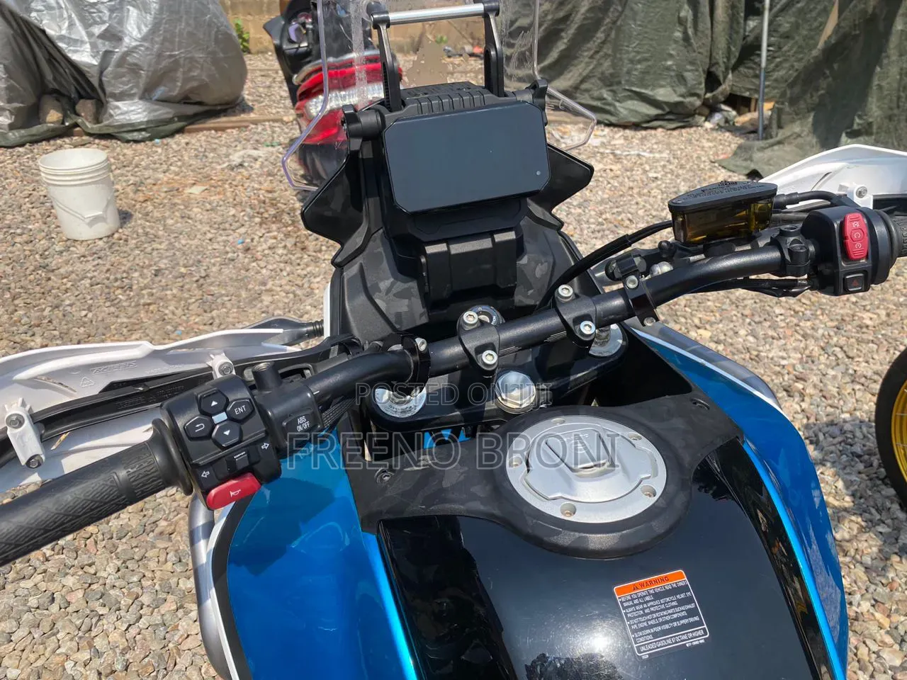 CFMoto 400NK 2025 White
