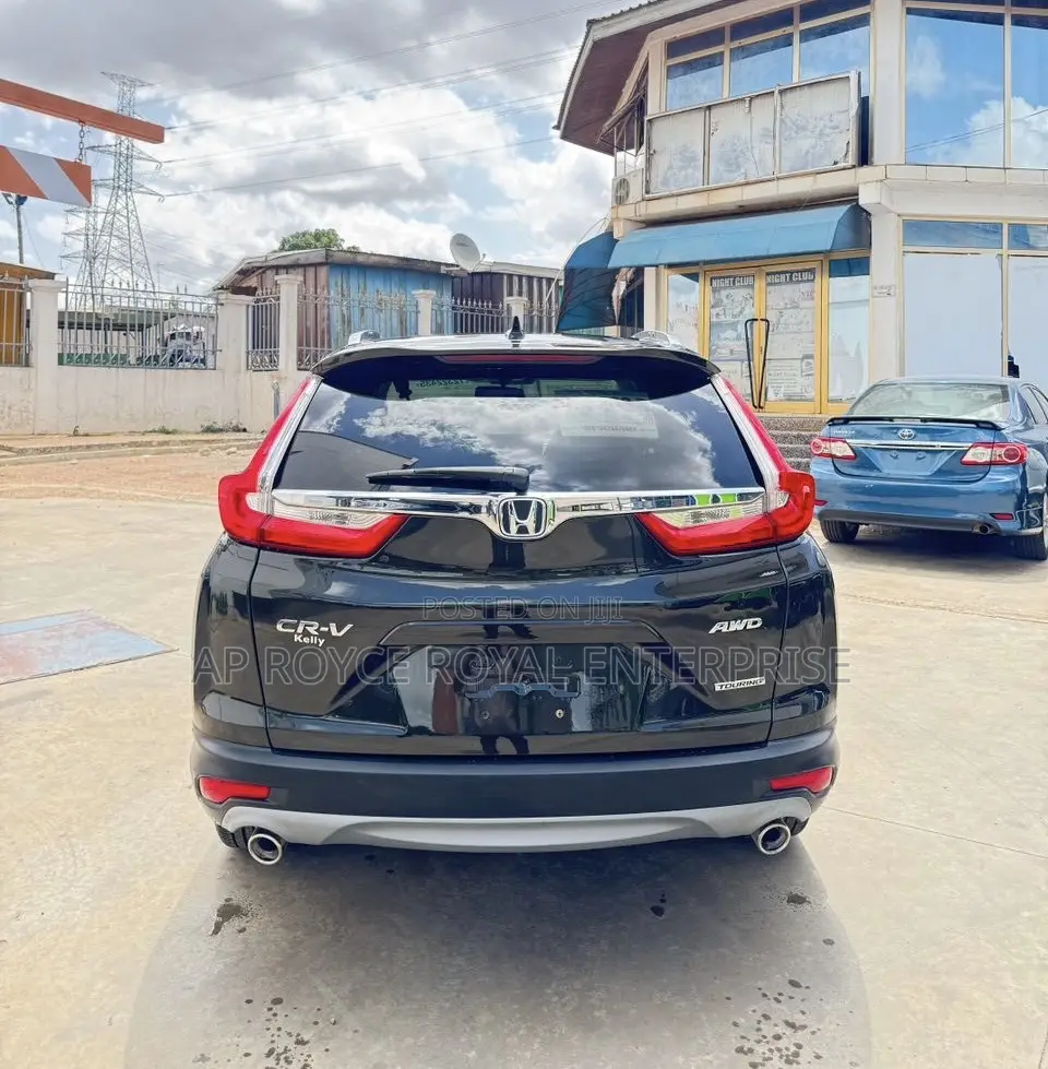 Honda CR-V Touring AWD 2019 Green