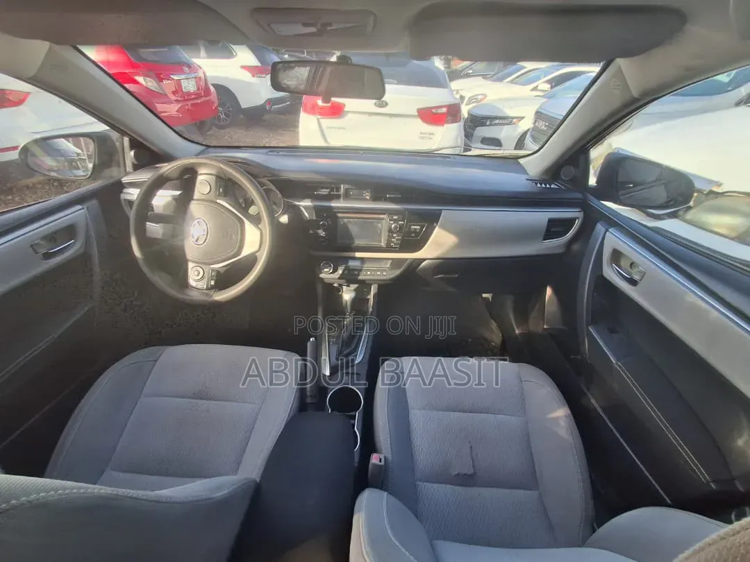 Toyota Corolla L 4dr Sedan (1.8L 4cyl 6M) 2015 Black