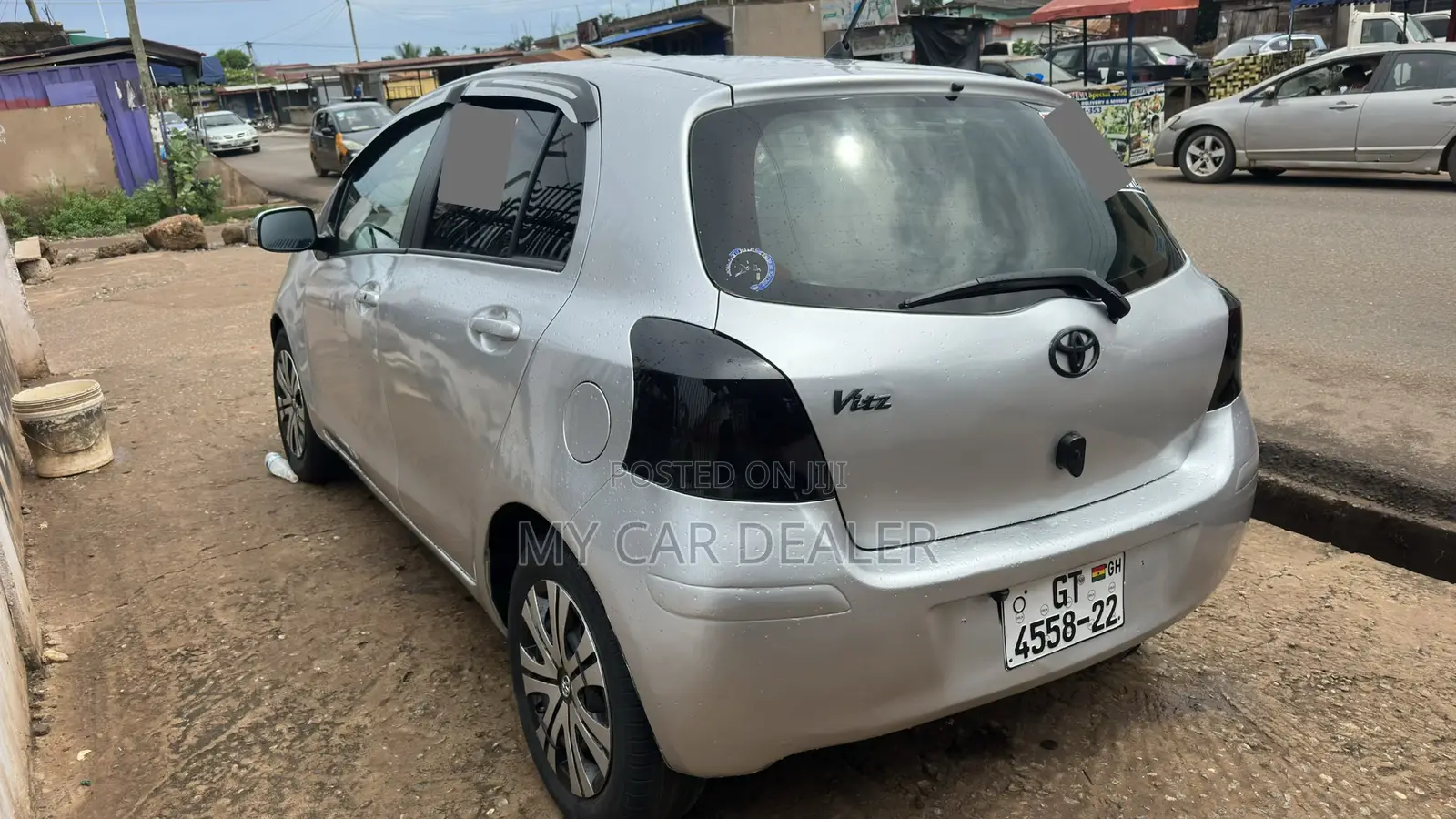 Toyota Vitz 1.5 FWD 3dr 2010 Silver