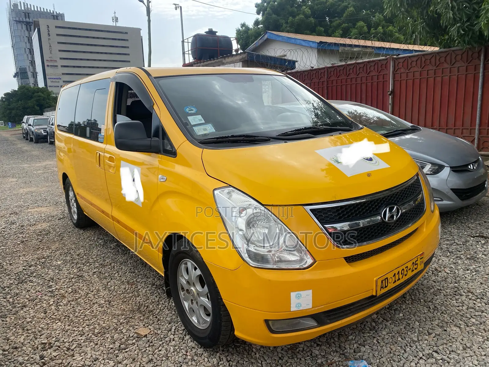 Hyundai Starex 2014 Gold
