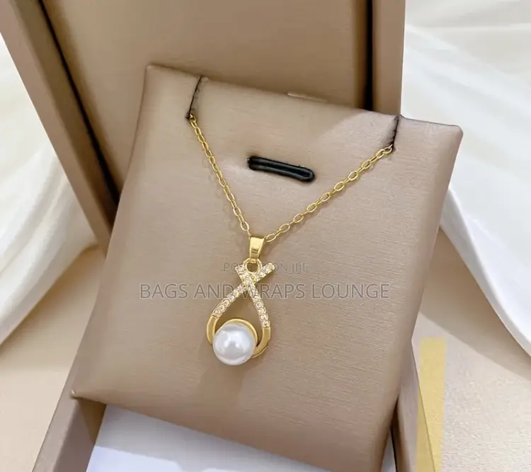 Ladies Necklace