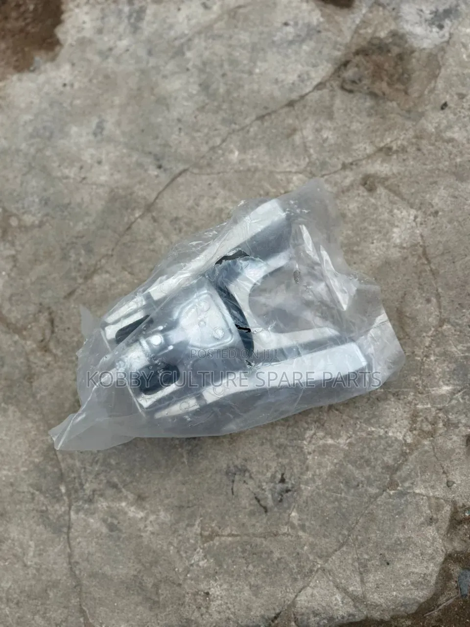 Ooriginal Brand New Car Engine Seat Available for All Cars