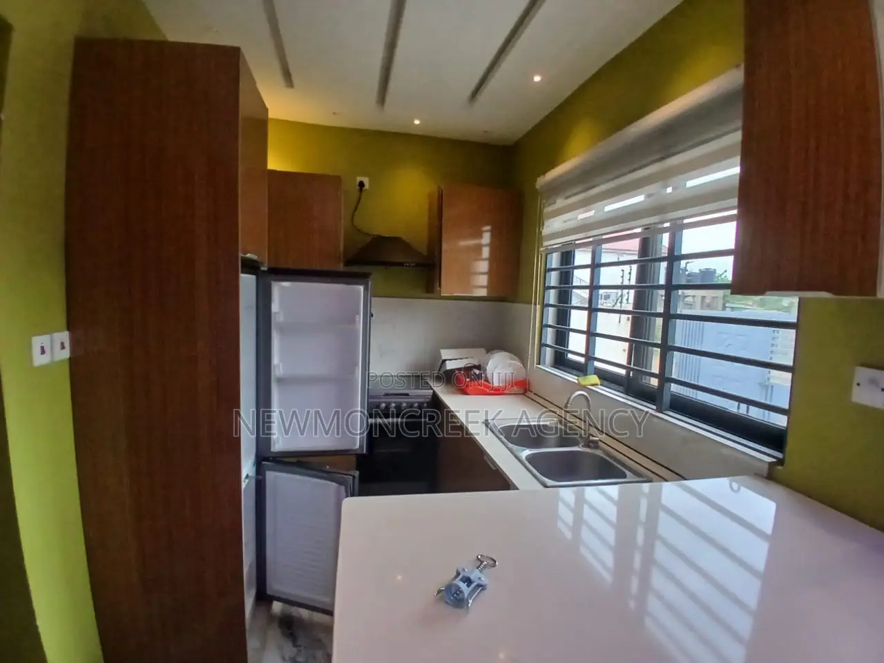 Furnished 2bdrm Bungalow in Lakeside Estates, Accra Metropolitan