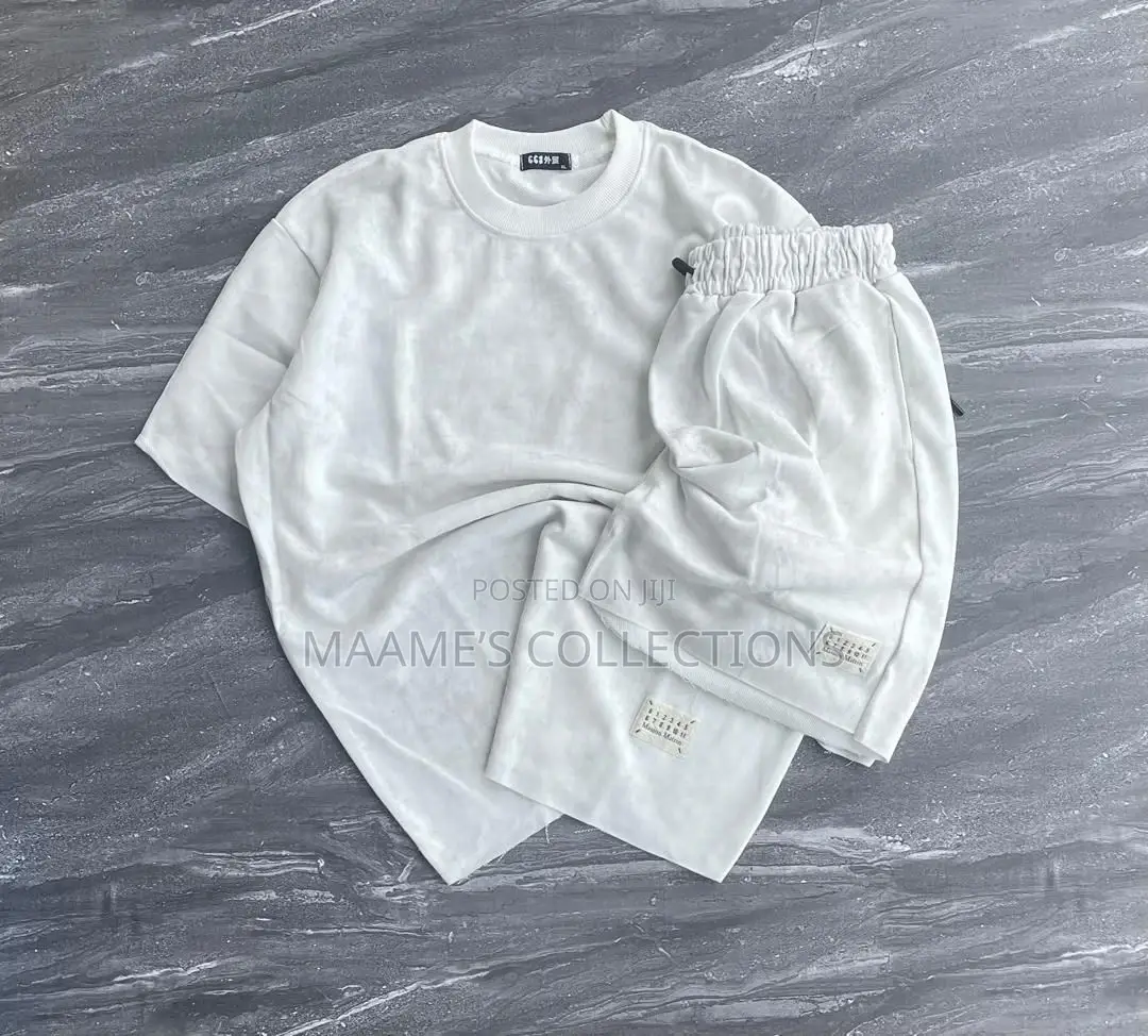 Men’S Textured Two-Piece Waffle Top and Down Shorts