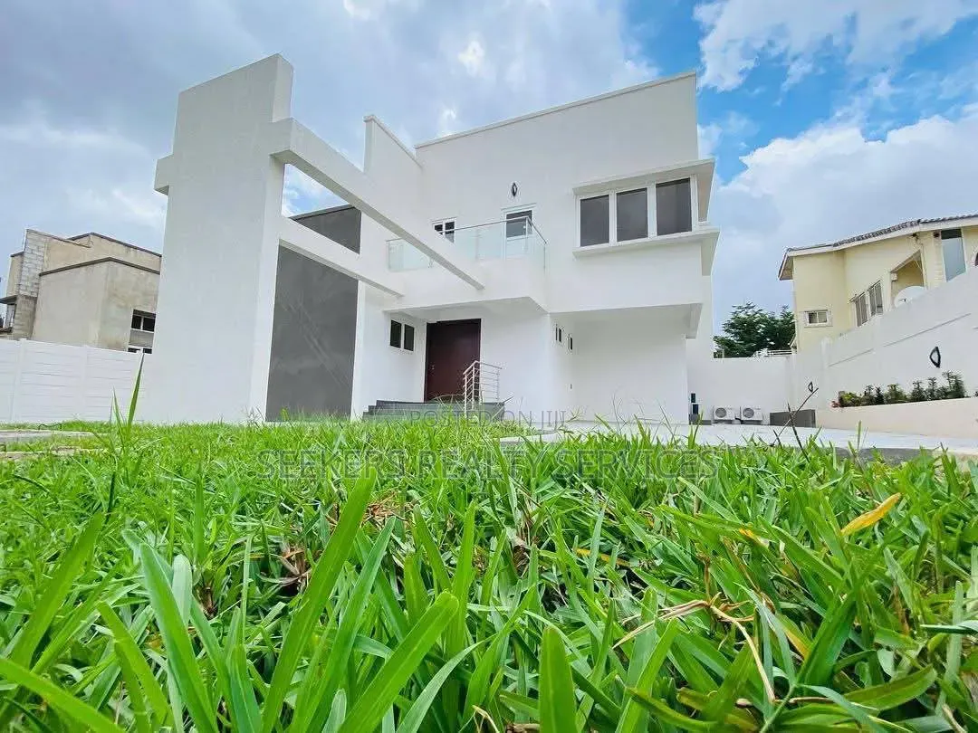 4bdrm Townhouse / Terrace in Seekers Realty, A&C Mall Area for rent
