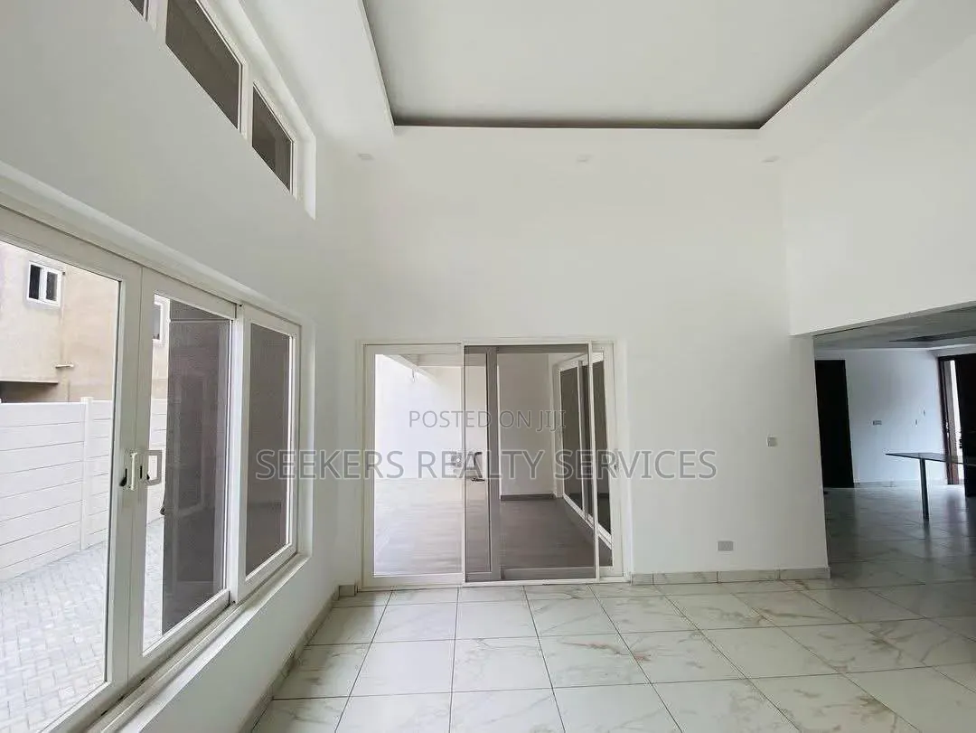 4bdrm Townhouse / Terrace in Seekers Realty, A&C Mall Area for rent