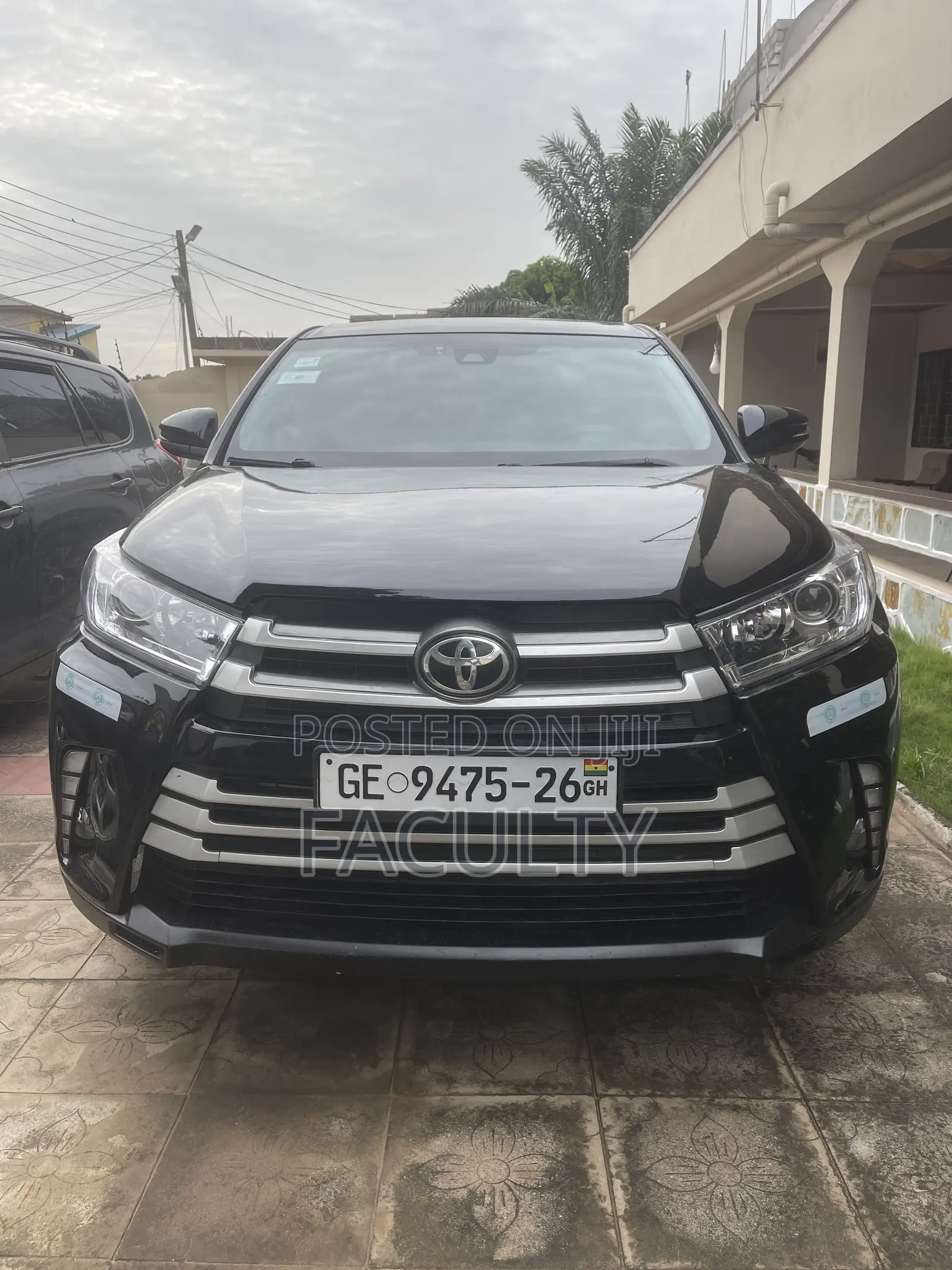 Toyota Highlander LE Plus 2019 Black