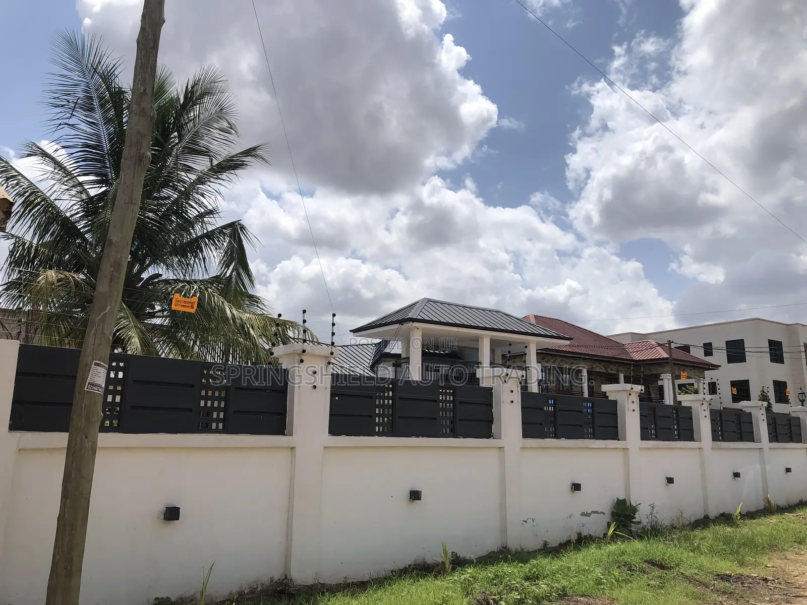 Furnished 4bdrm House in Commandos for sale