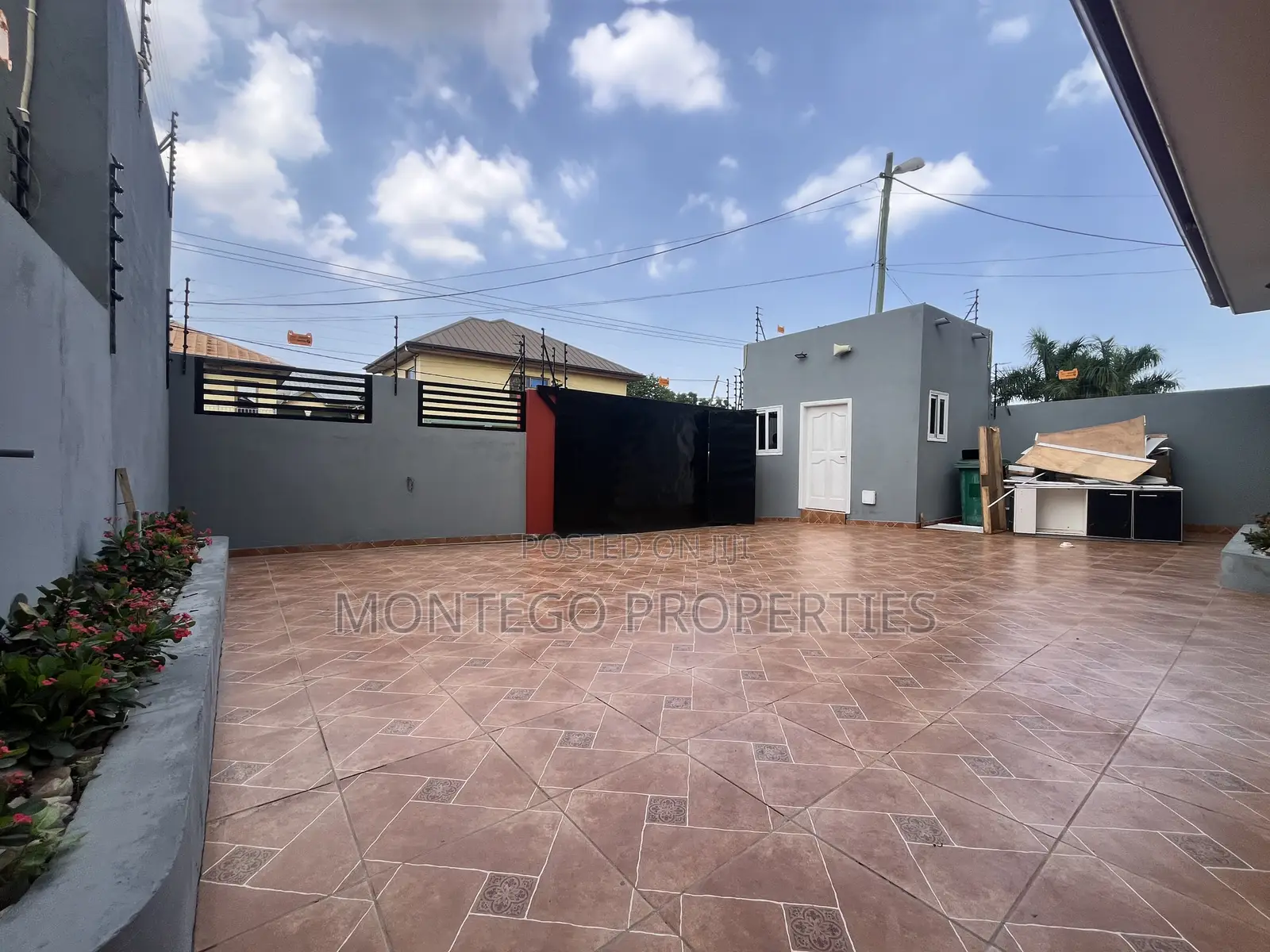 3bdrm House in East Legon for sale