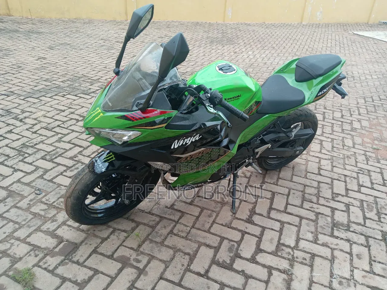 Kawasaki Ninja 400 2024 Green