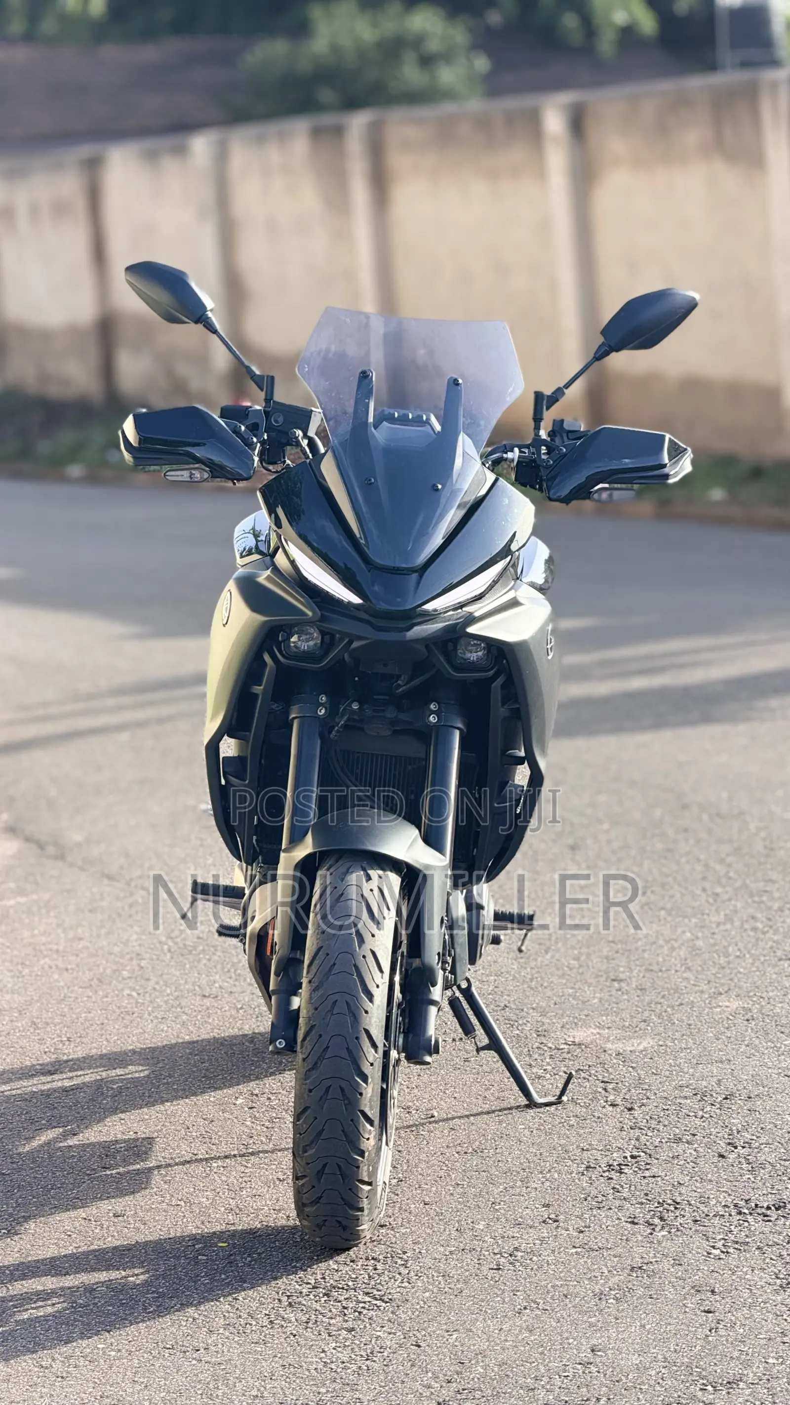 Yamaha 2025 Black
