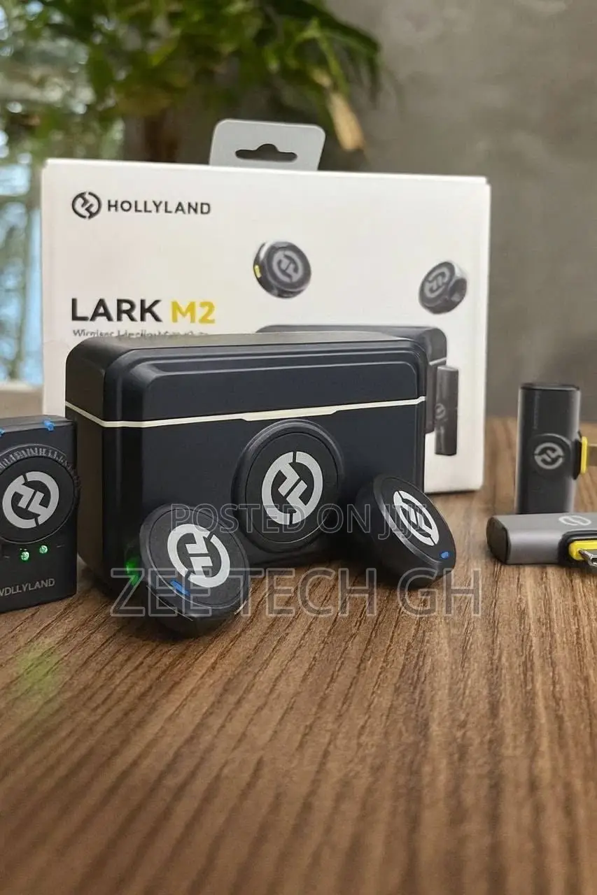 Hollyland Lark M2 Wireless Lavalier Microphone