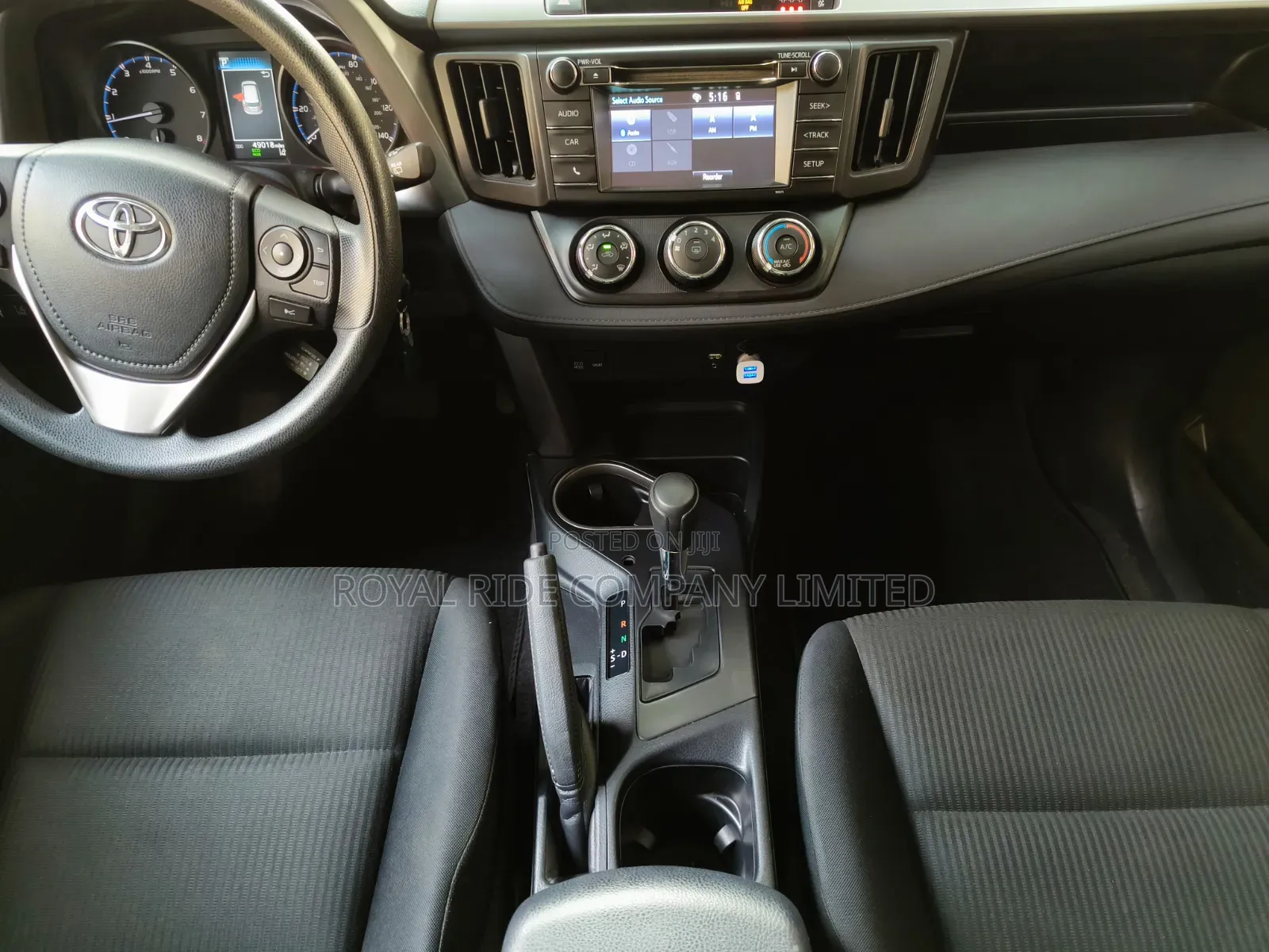 Toyota RAV4 LE AWD (2.5L 4cyl 6A) 2017 Silver