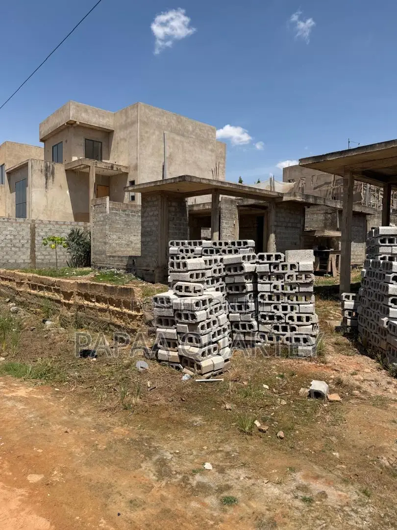 4bdrm House in East Legon for sale
