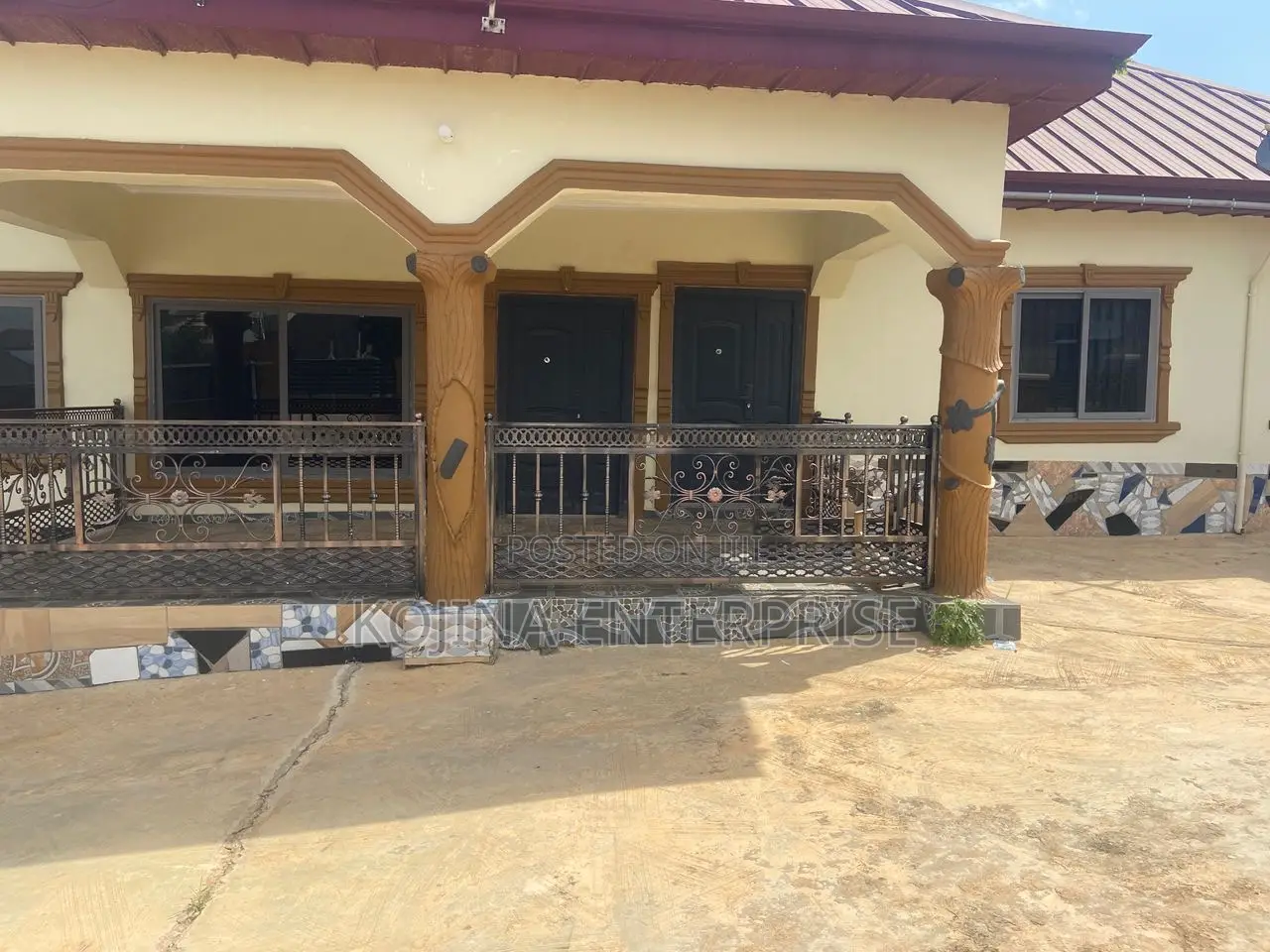 6bdrm House in Atwima Boko, Kumasi Metropolitan for sale