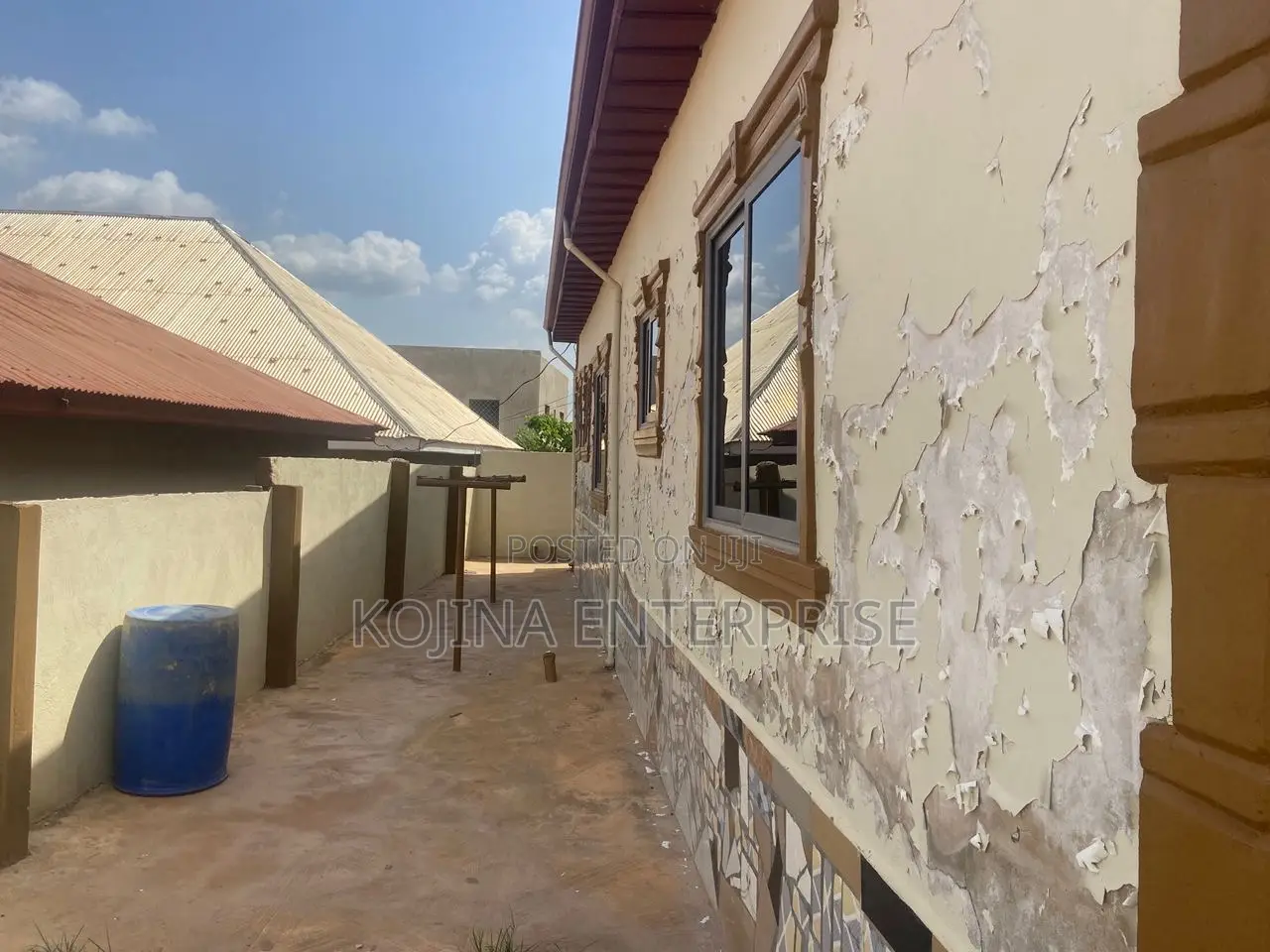 6bdrm House in Atwima Boko, Kumasi Metropolitan for sale