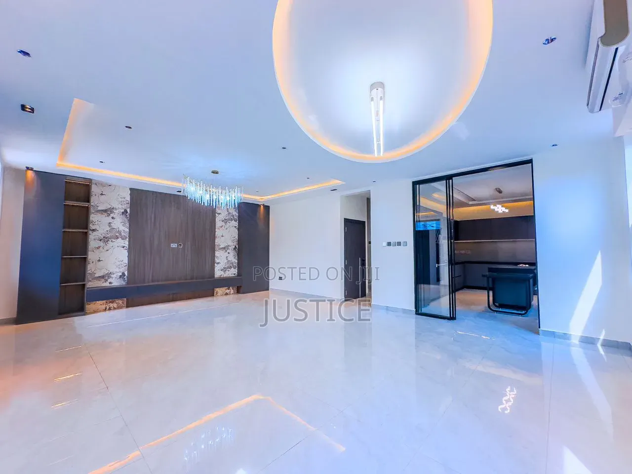 4bdrm House in East Airport for sale