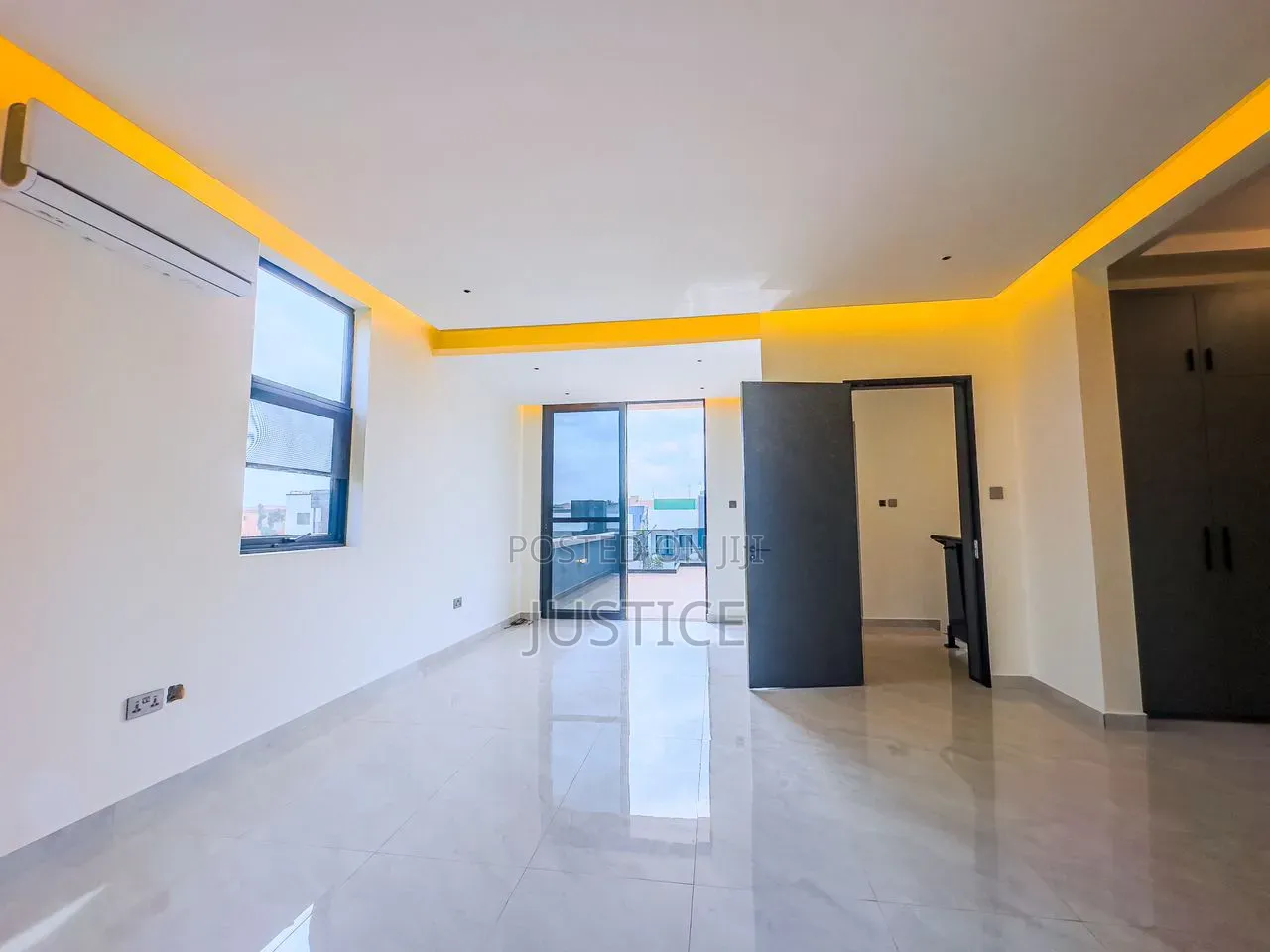 4bdrm House in East Airport for sale