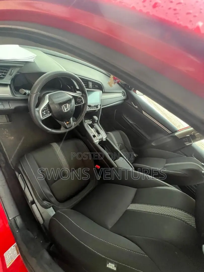 Honda Civic 2019 Red