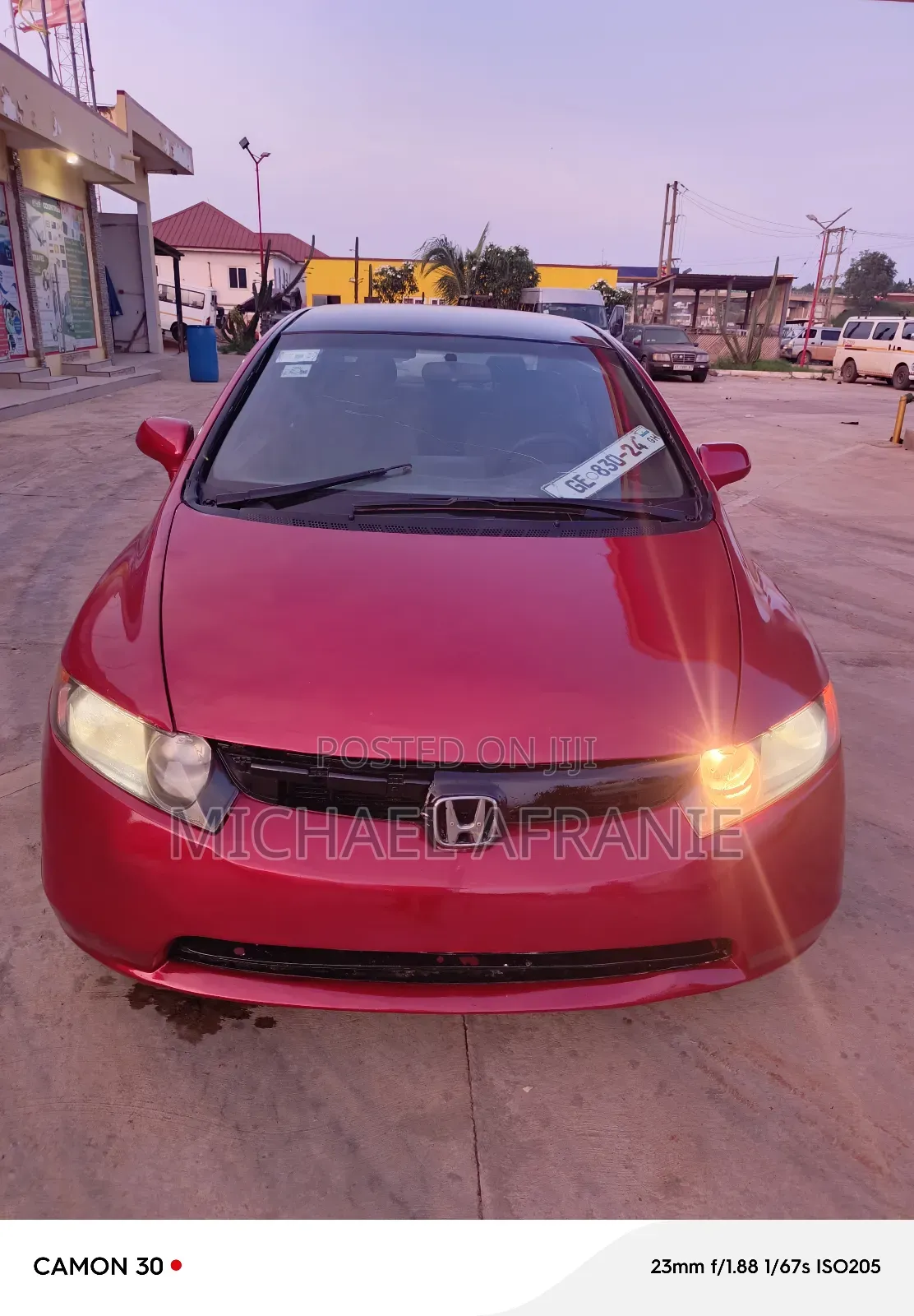 Honda Civic 1.8 5 Door Automatic 2010 Red