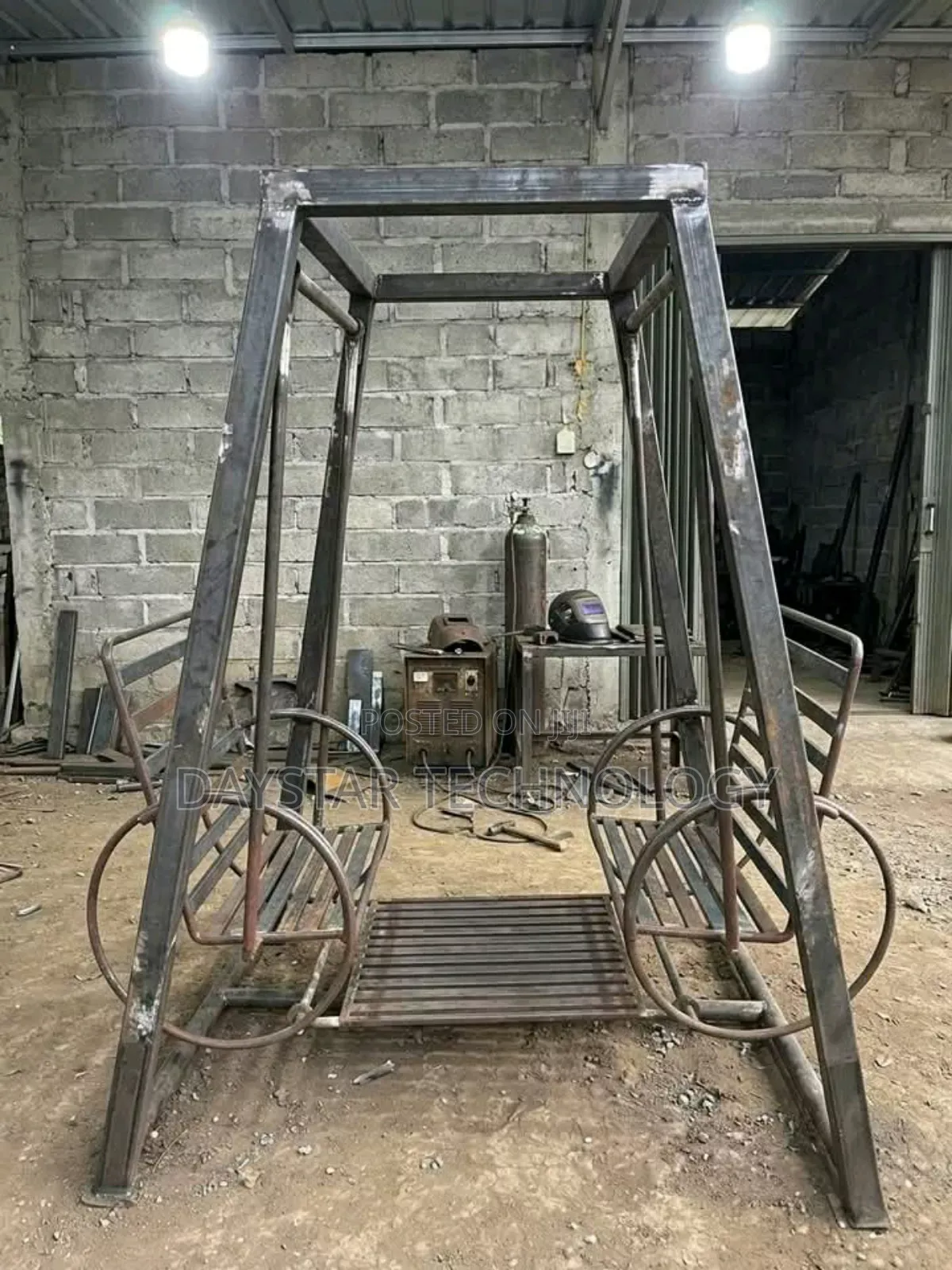 Swinging Seats