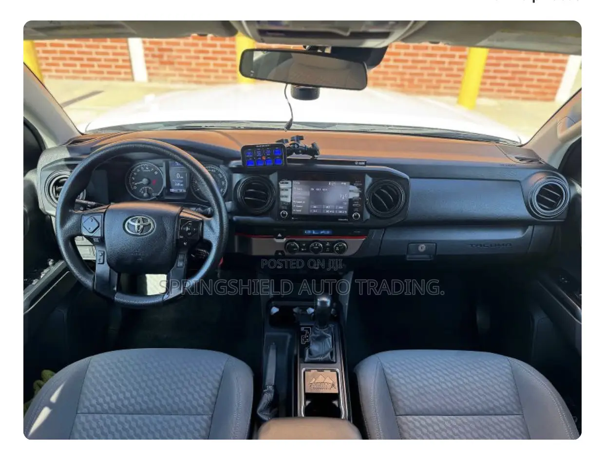 Toyota Tacoma 2023 White