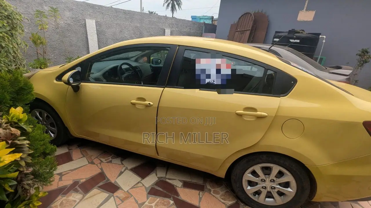 Kia Rio 2016 Yellow