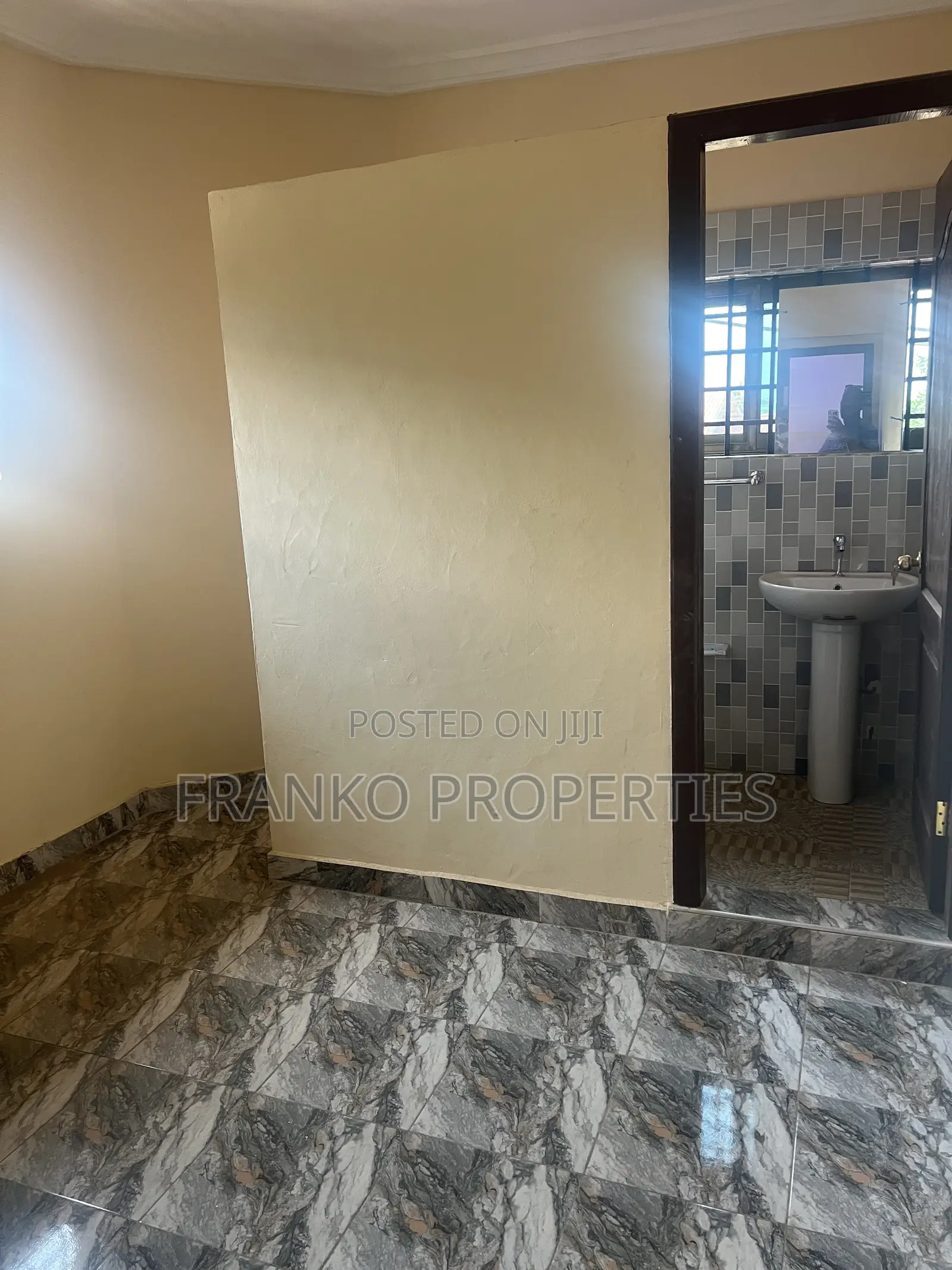 2bdrm Apartment in Franko Properties, Lake Side Estate for rent