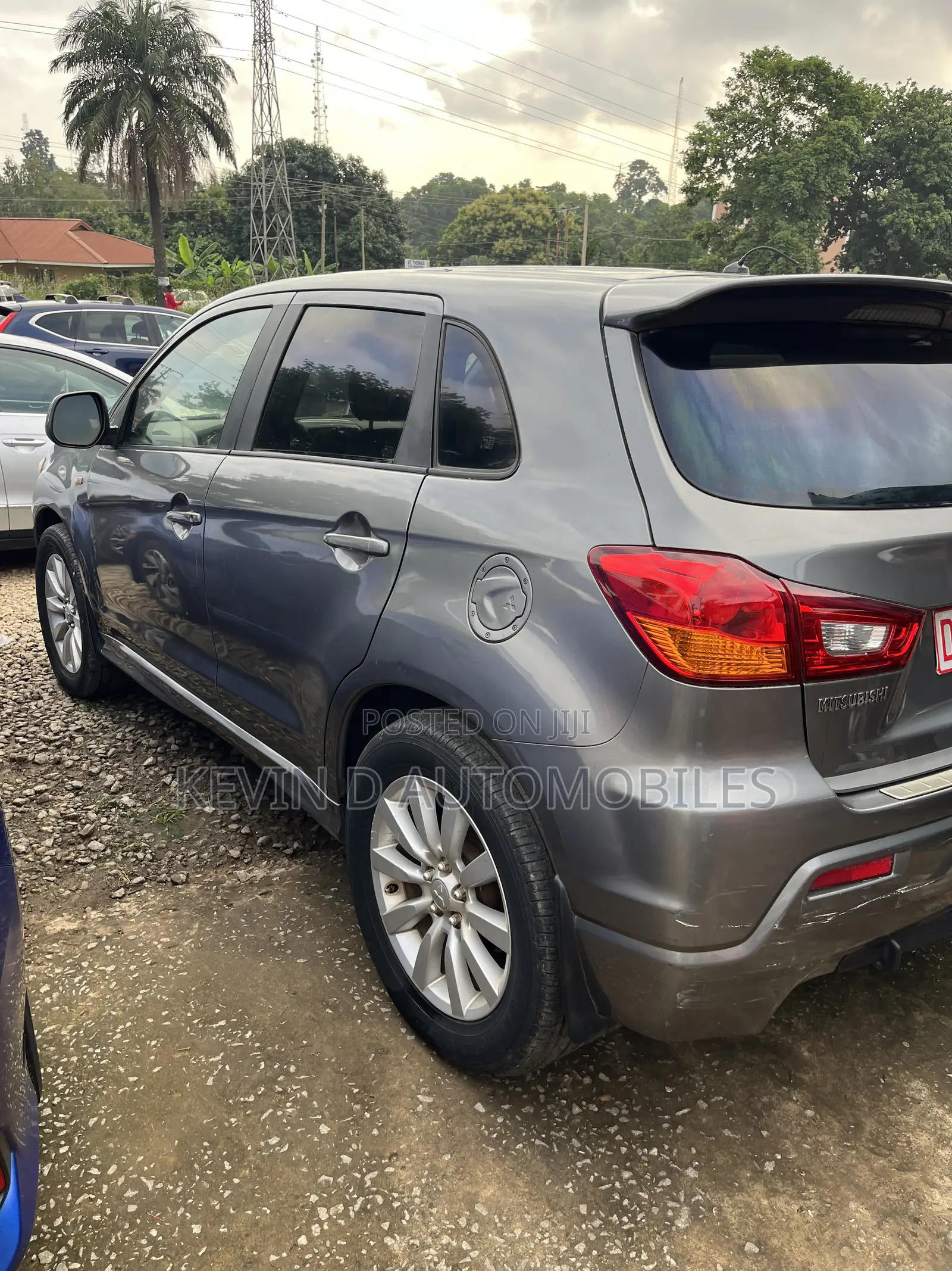 Mitsubishi Outlander Sport ES 2011 Gray