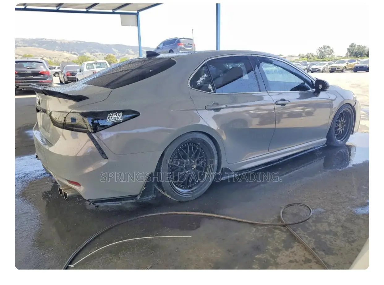 Toyota Camry 2021 Gray