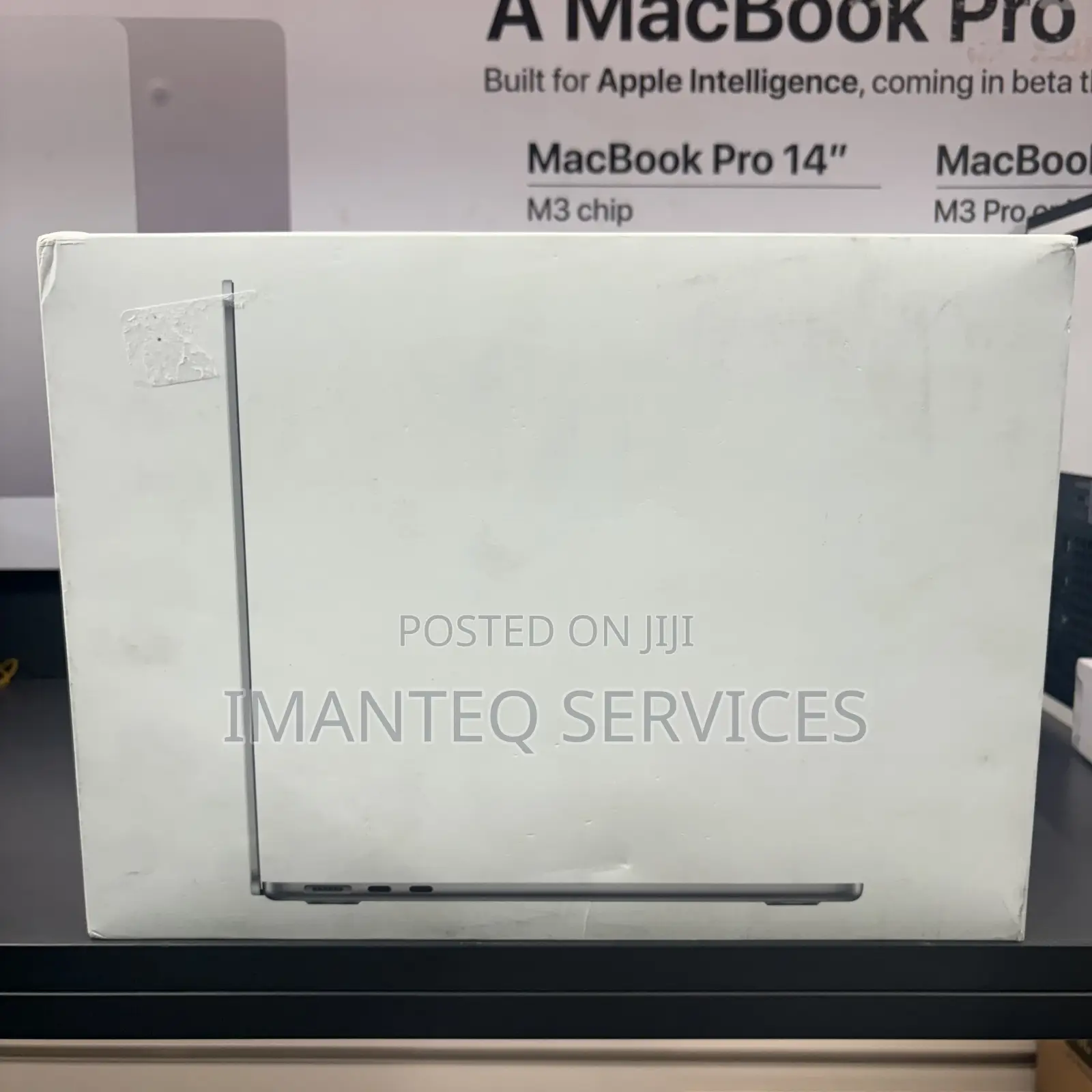 New Laptop Apple MacBook Air 2024 M3 13-inch 1GB Apple M3 SSD 256GB