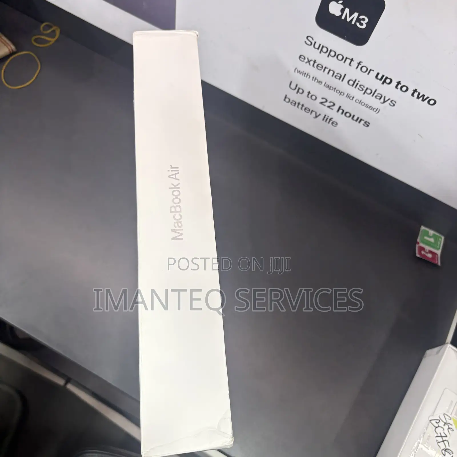 New Laptop Apple MacBook Air 2024 M3 13-inch 1GB Apple M3 SSD 256GB