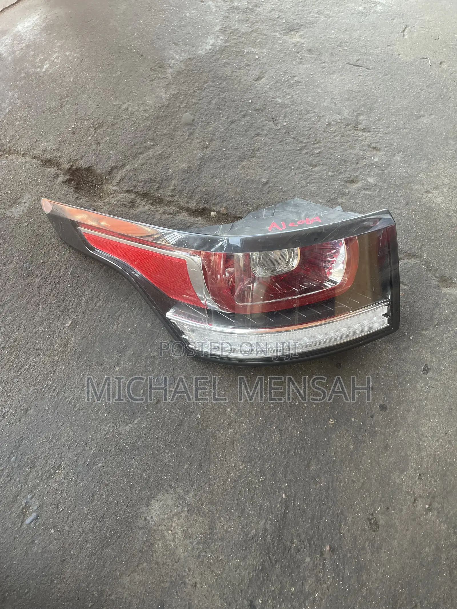 Ranger Rover Tail Light