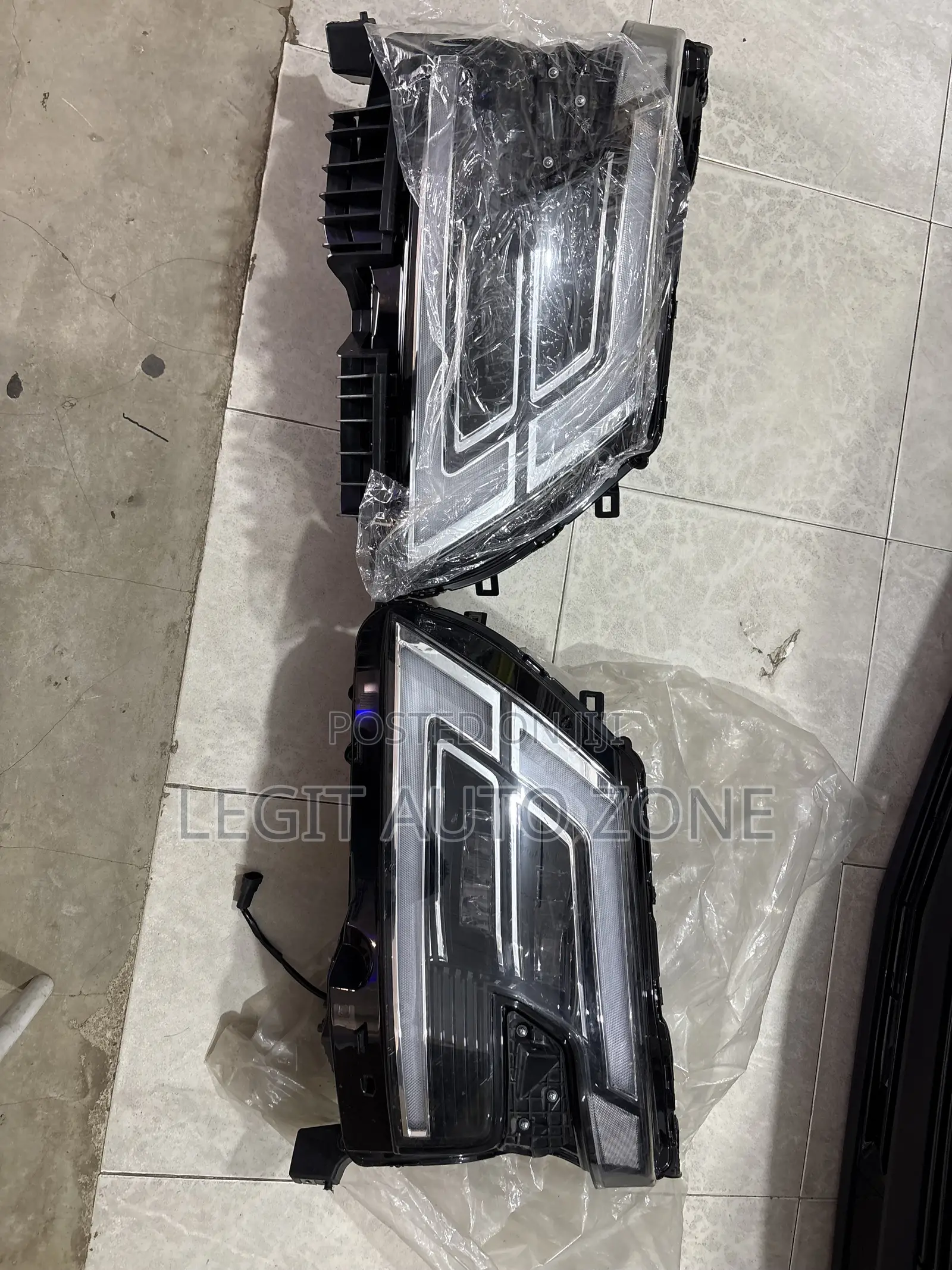 Nissan Patrol 2021,2022,2023,Headlights Available