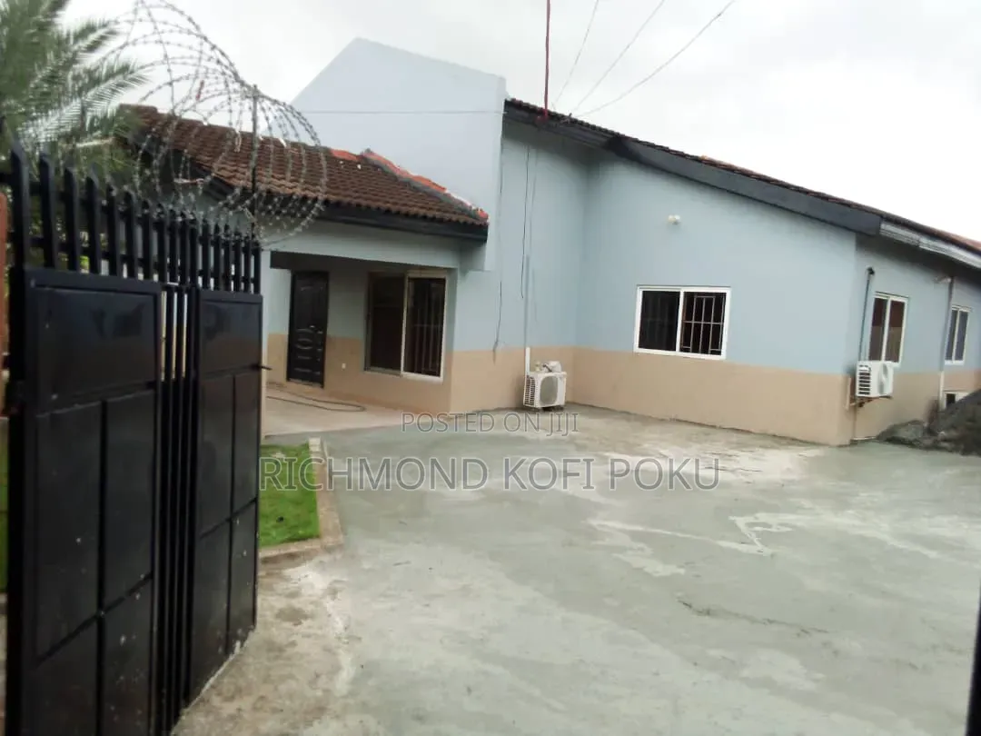 3bdrm House in Kofis Realty, Spintex for rent