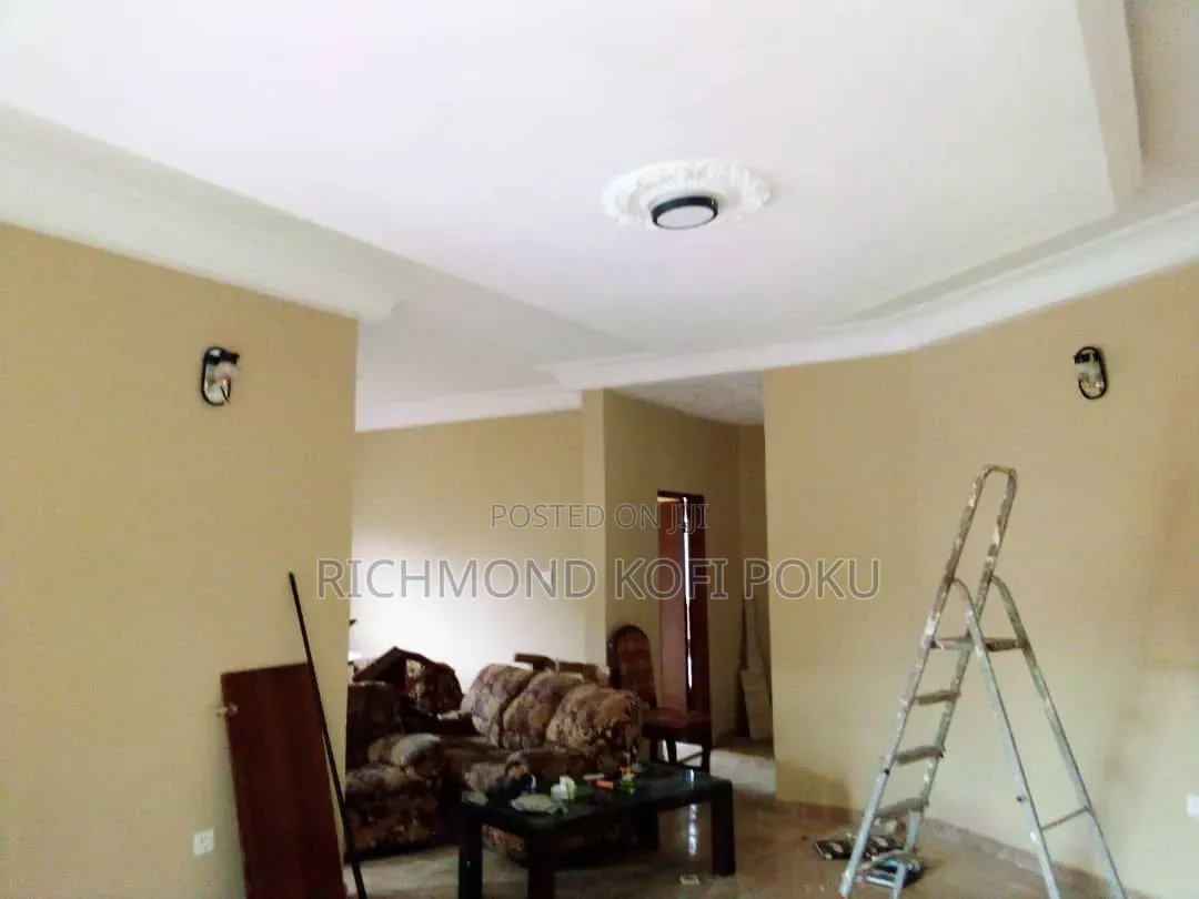 3bdrm House in Kofis Realty, Spintex for rent