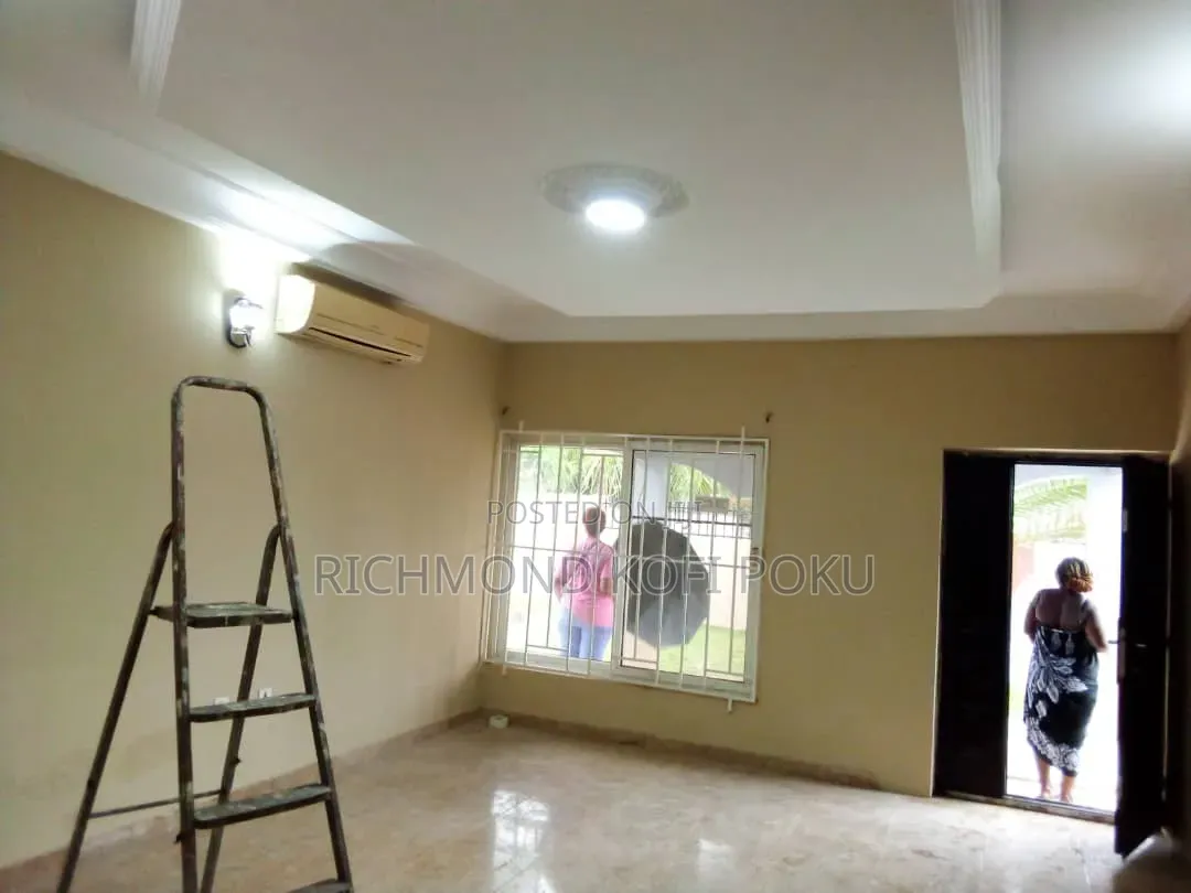 3bdrm House in Kofis Realty, Spintex for rent
