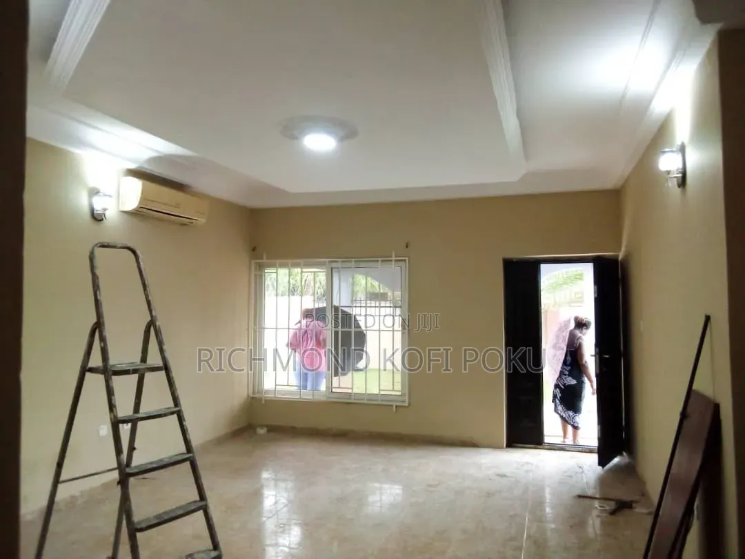 3bdrm House in Kofis Realty, Spintex for rent