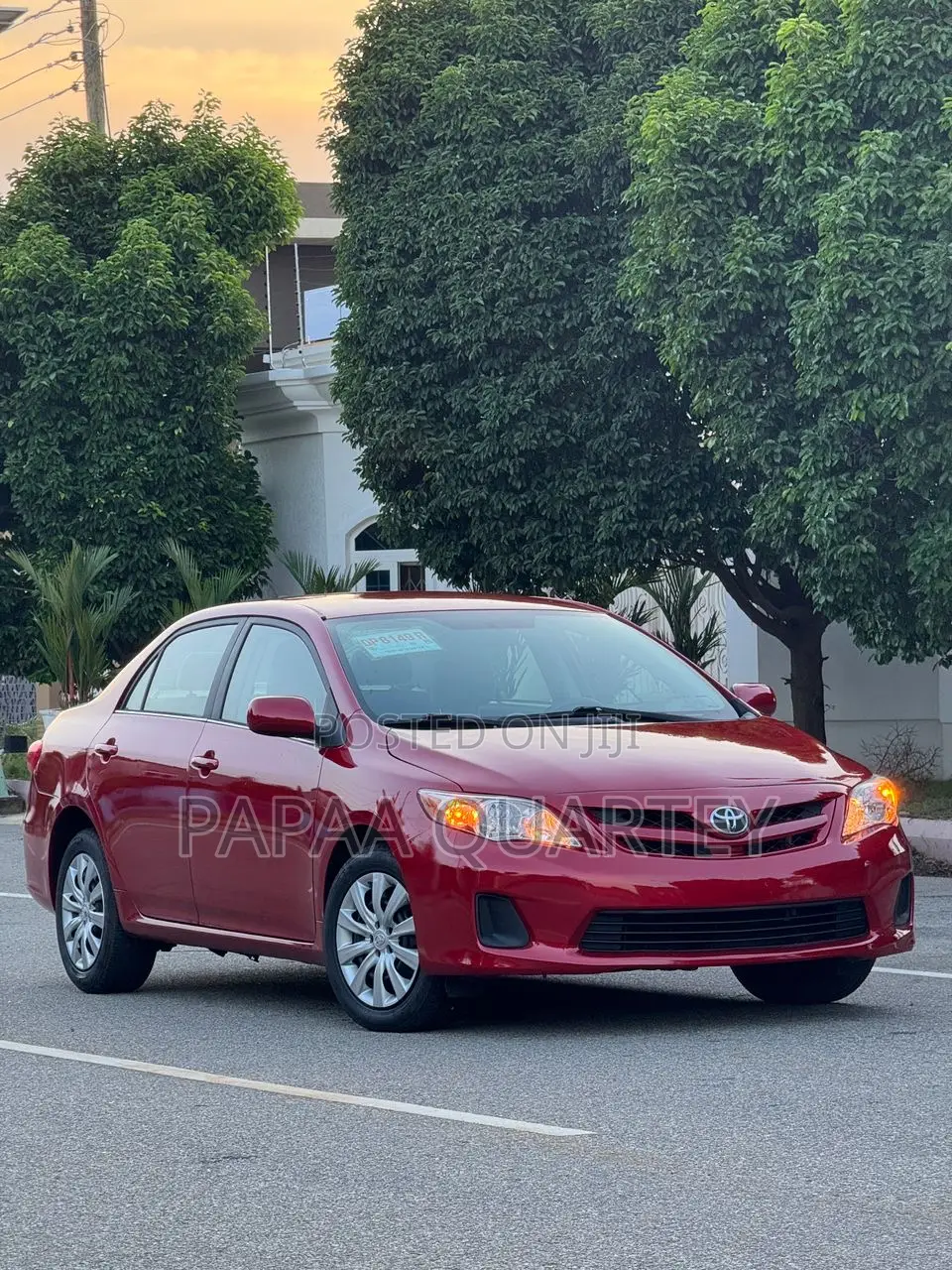 Toyota Corolla LE Special Edition 4dr Sedan (1.8L 4cyl 4A) 2013 Red