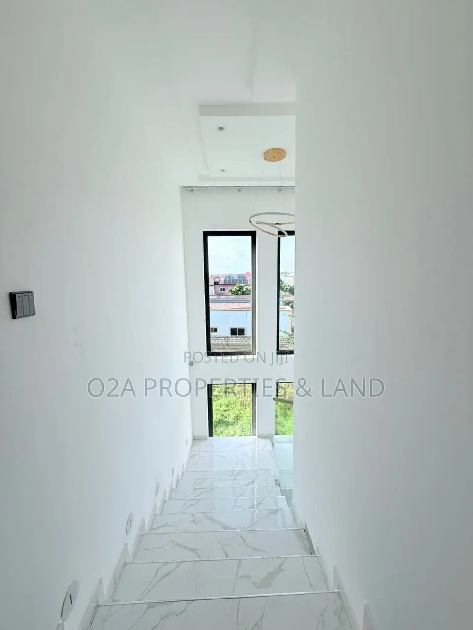 4bdrm House in Lakeside Estate for sale
